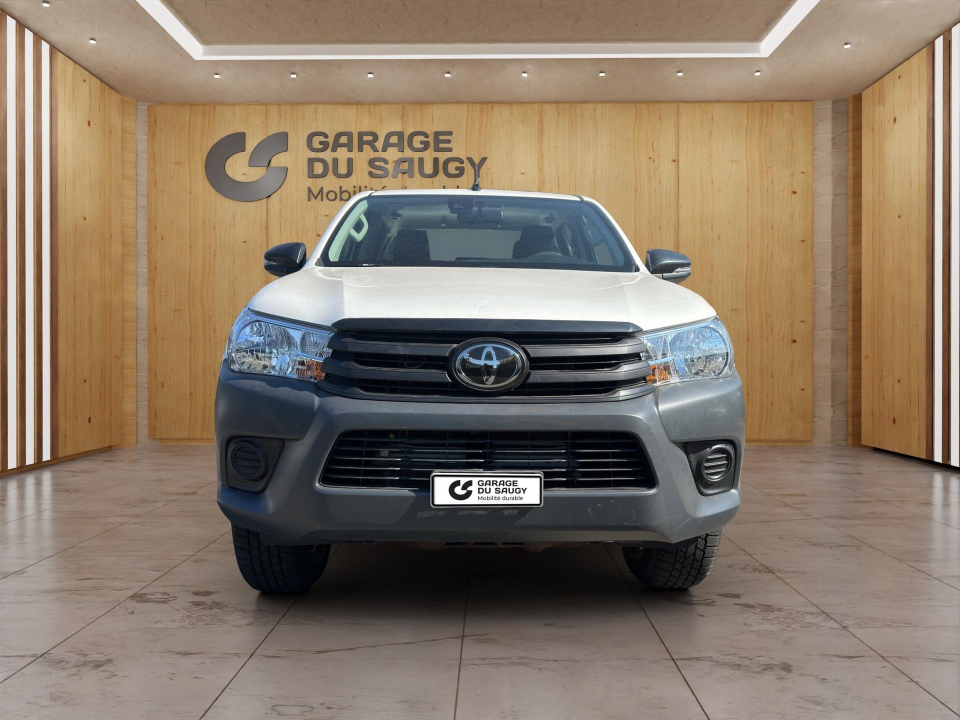 TOYOTA Hilux Double Cab.-Pick-up 2.4 D-4D 150 Comfort-image-1