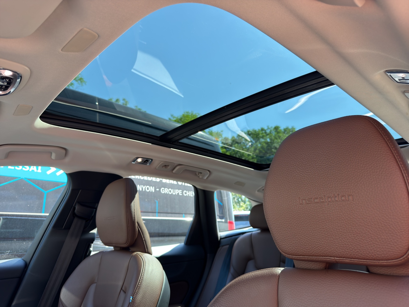 VOLVO XC60 T8 e AWD Inscription Geartronic-image-16