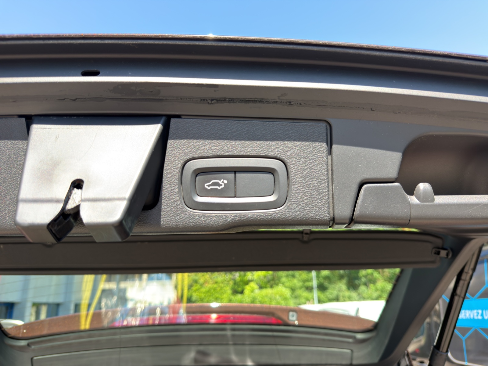 VOLVO XC60 T8 e AWD Inscription Geartronic-image-12