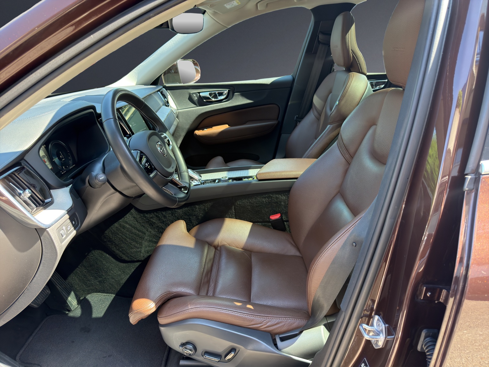 VOLVO XC60 T8 e AWD Inscription Geartronic-image-5