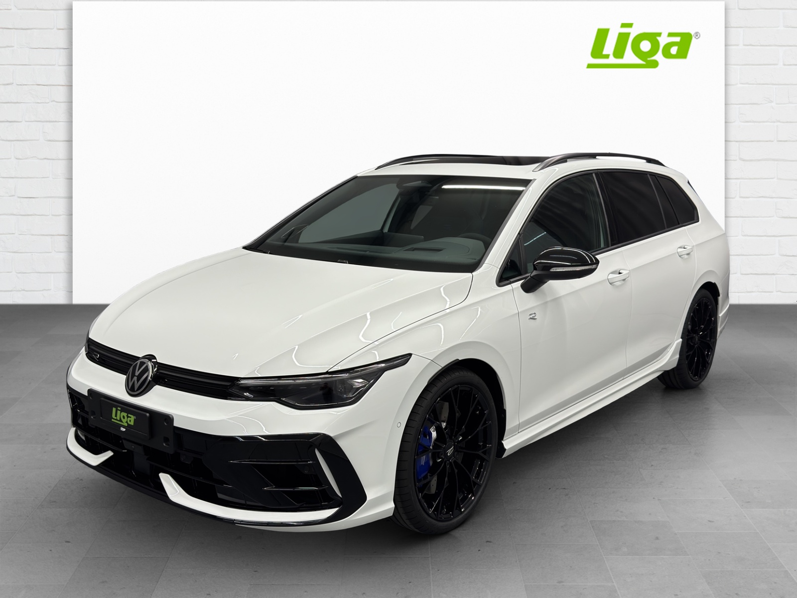 VW Golf VIII Variant 2.0 TSI R DSG 4motion-showroom-element-1