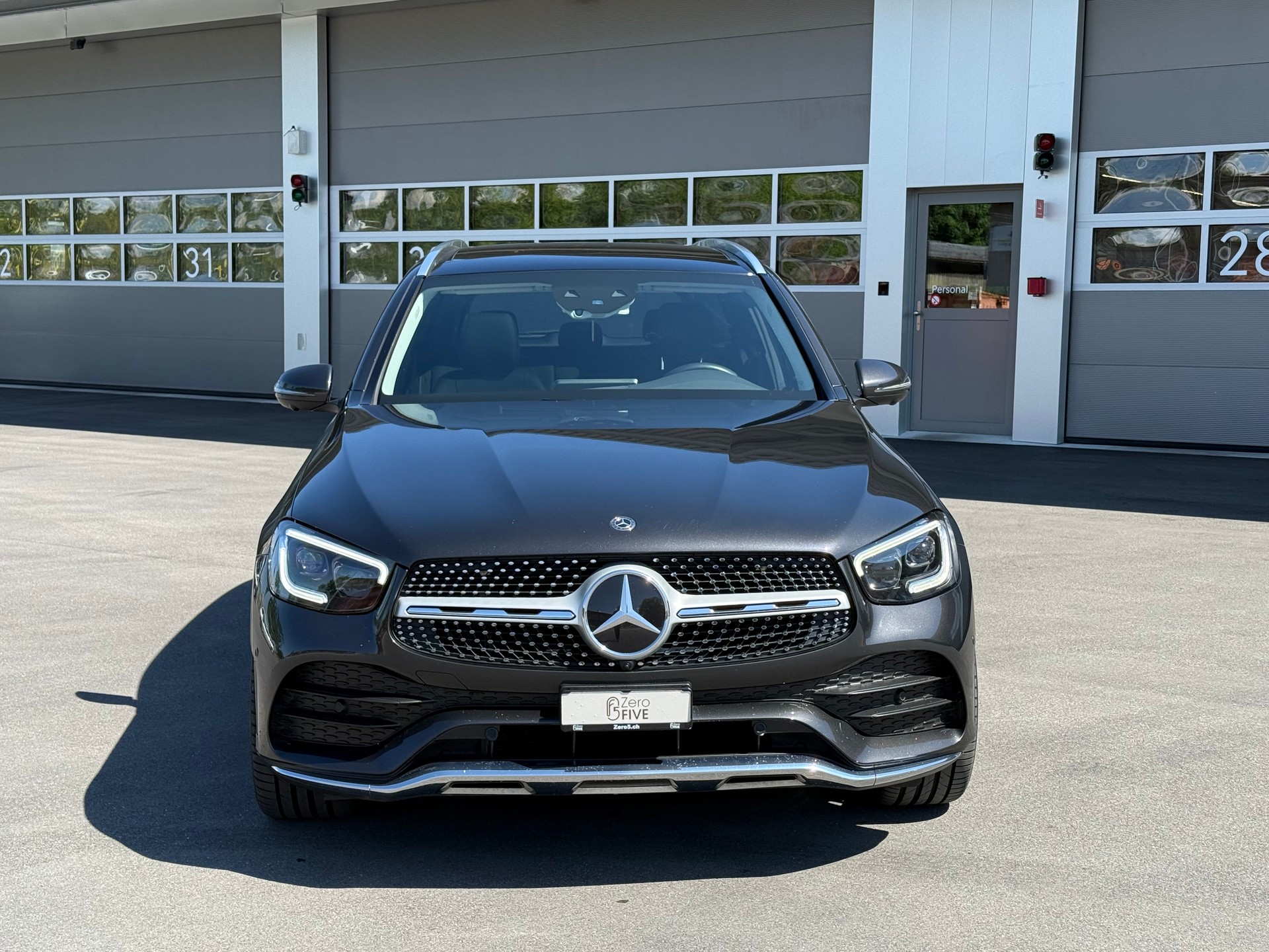 MERCEDES-BENZ GLC 400 d 4Matic AMG Line 9G-Tronic-image-3