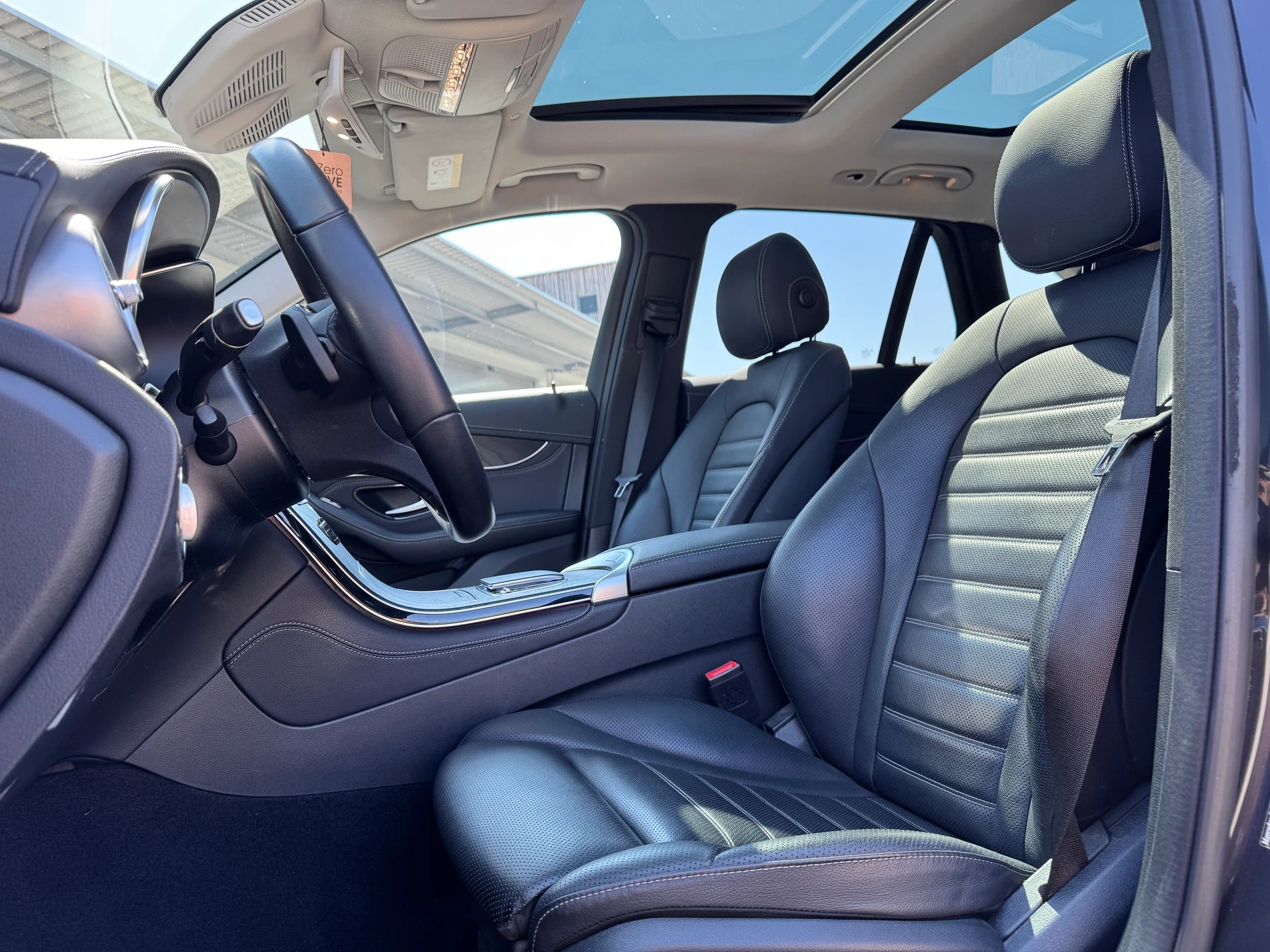 MERCEDES-BENZ GLC 400 d 4Matic AMG Line 9G-Tronic-image-10