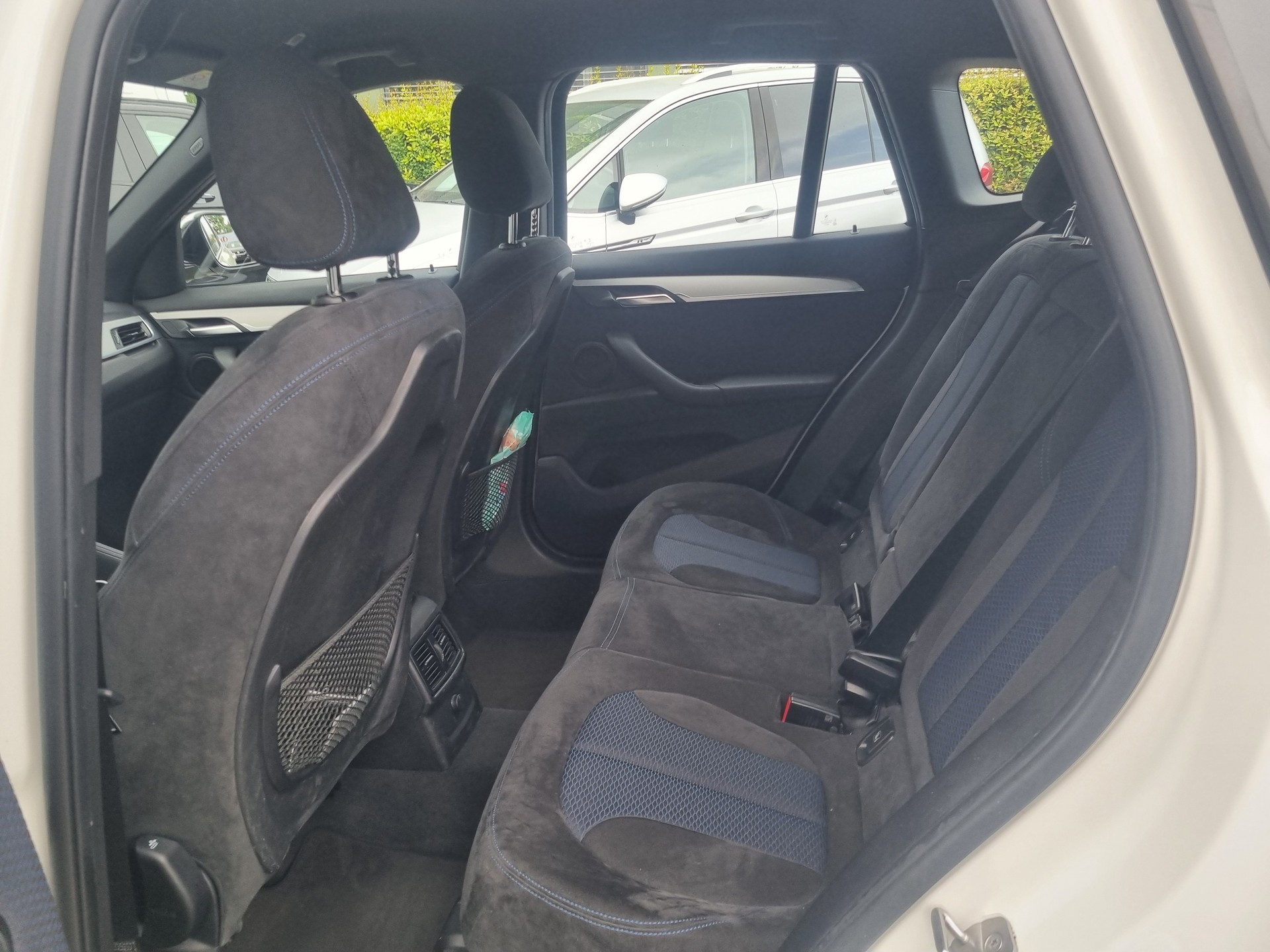 BMW X1 xDrive 18d M Sport Steptronic-image-9