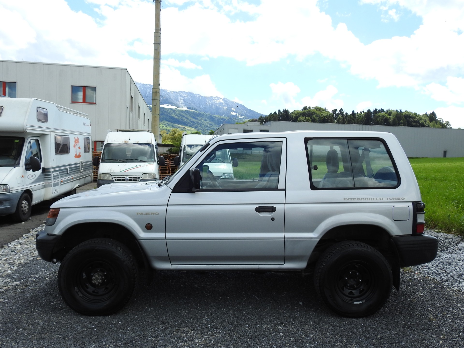 MITSUBISHI Pajero 2.5 TDI Classic-image-2