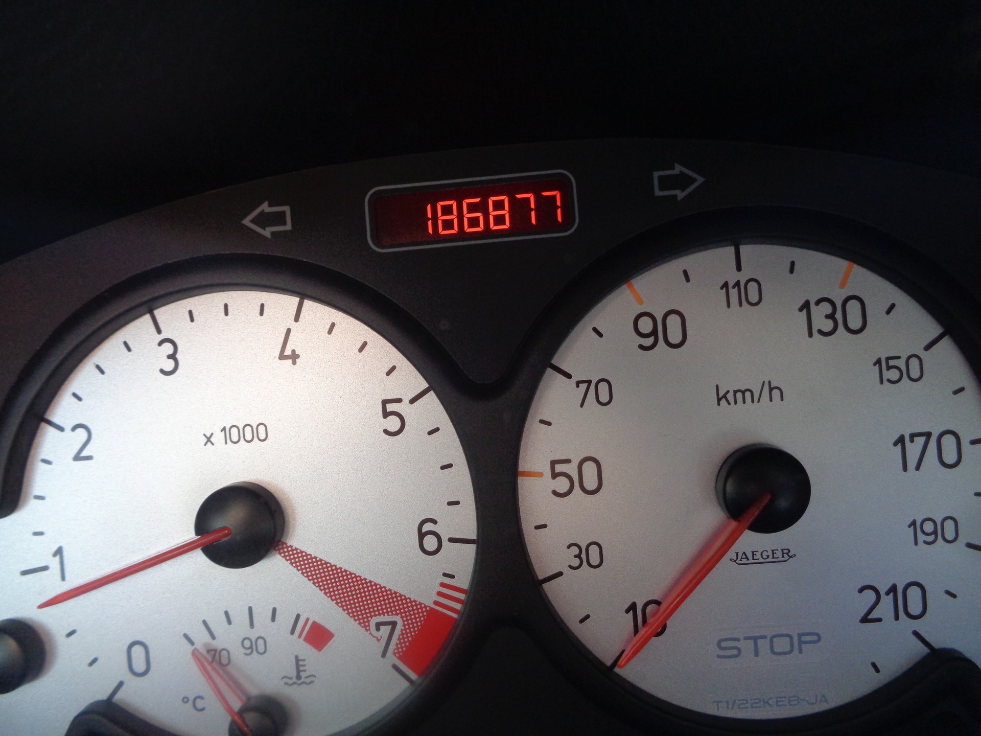 PEUGEOT 206 2.0 16V GTI-image-10
