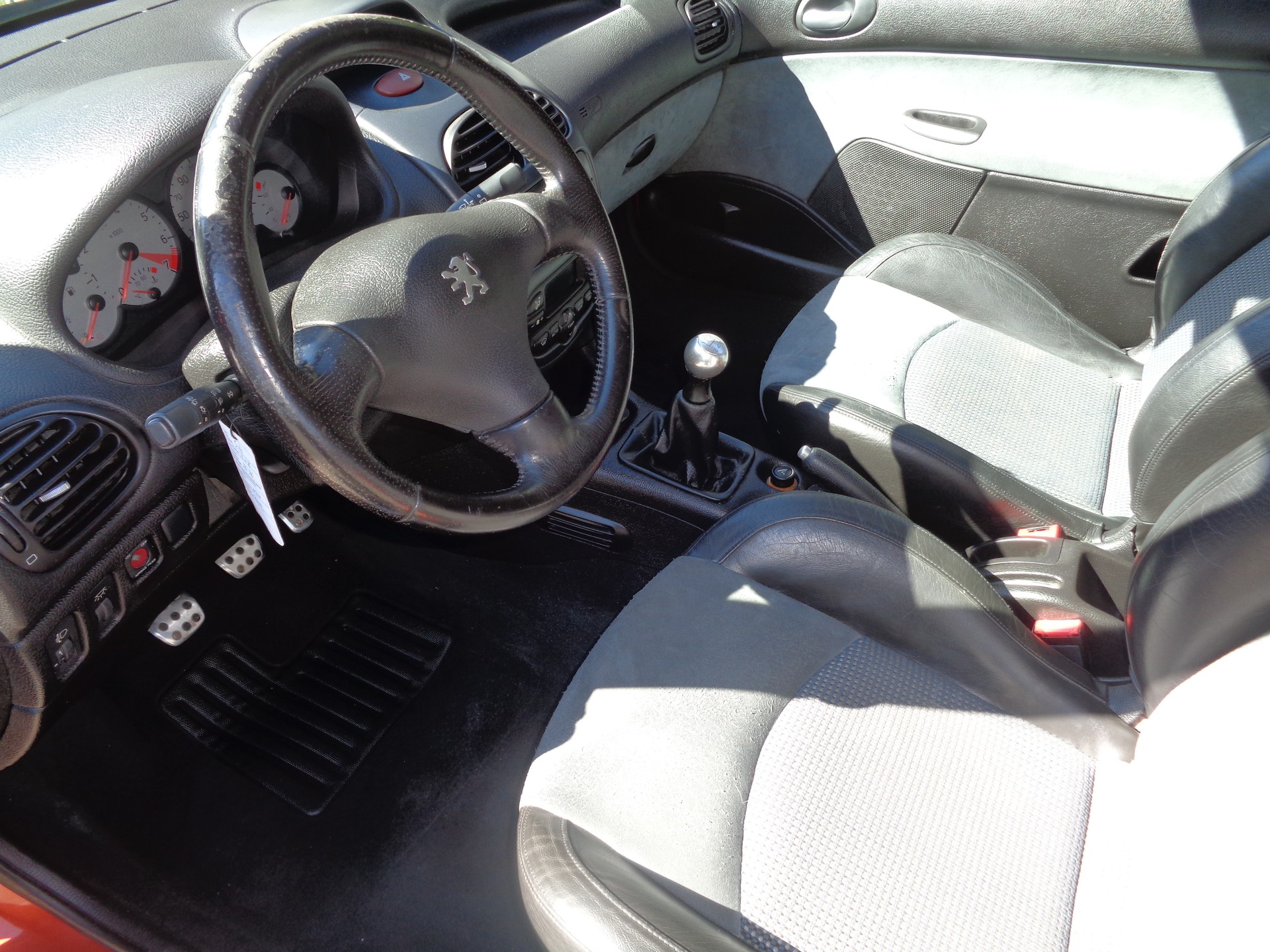 PEUGEOT 206 2.0 16V GTI-image-5