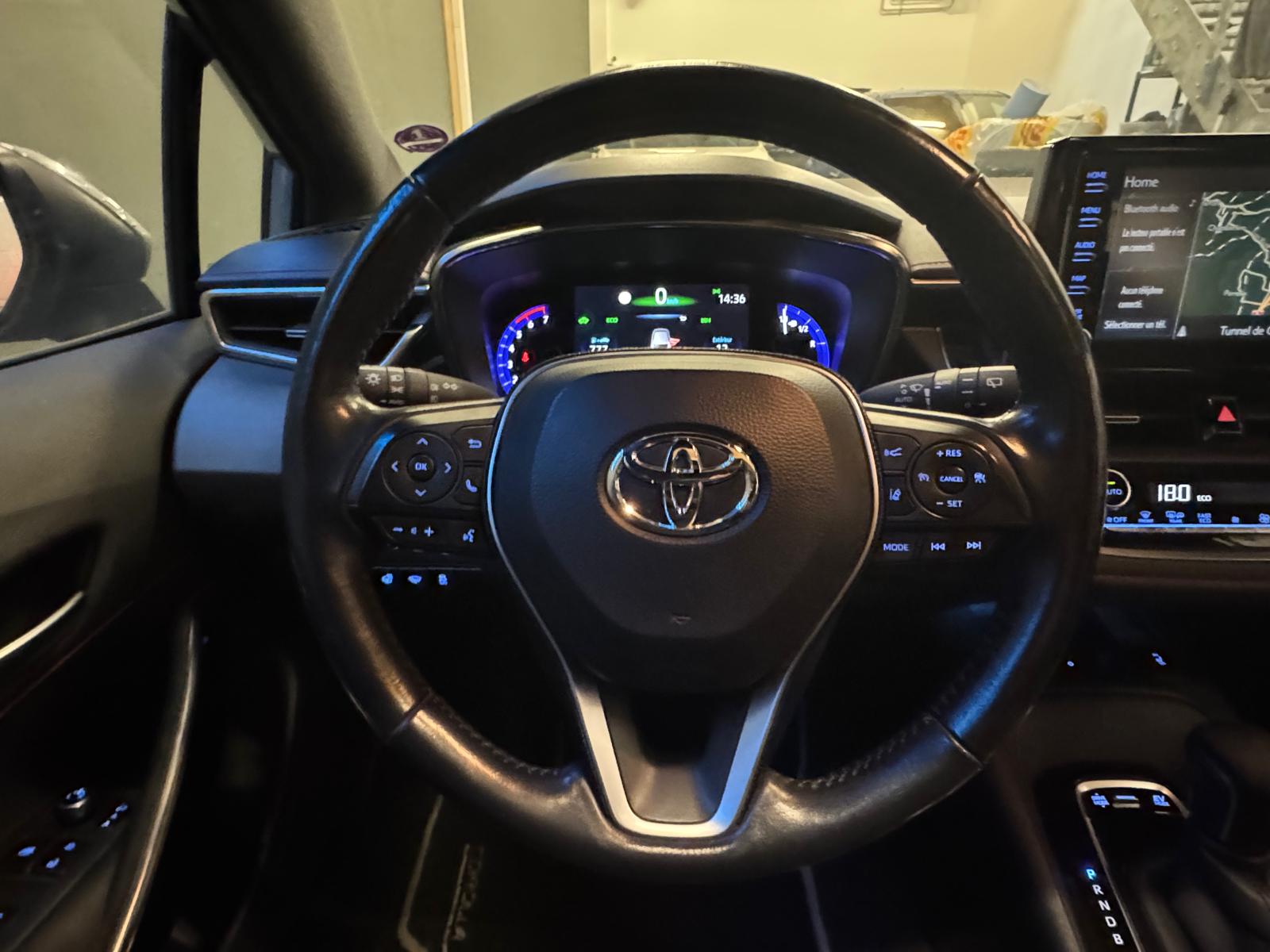 TOYOTA Corolla Hybrid 1.8 VVT-i 16V GPS 122 HSD CVT 98-image-15