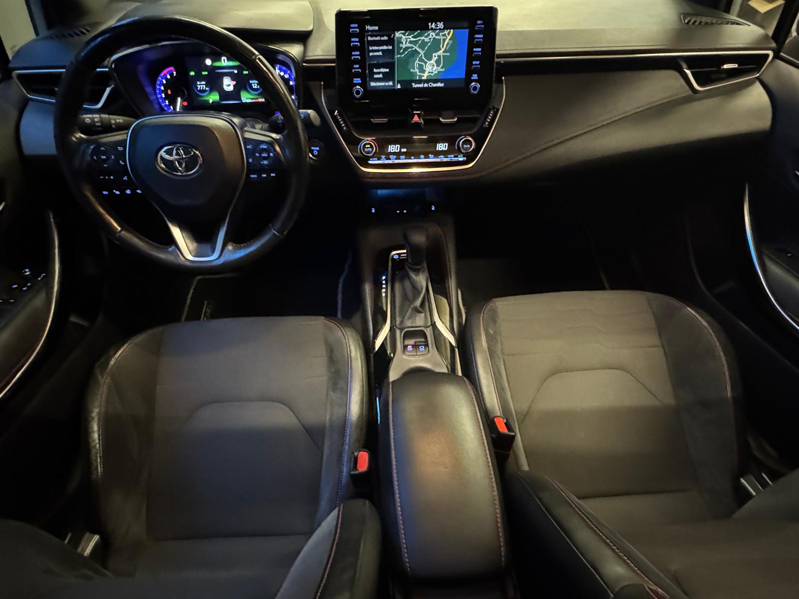 TOYOTA Corolla Hybrid 1.8 VVT-i 16V GPS 122 HSD CVT 98-image-12