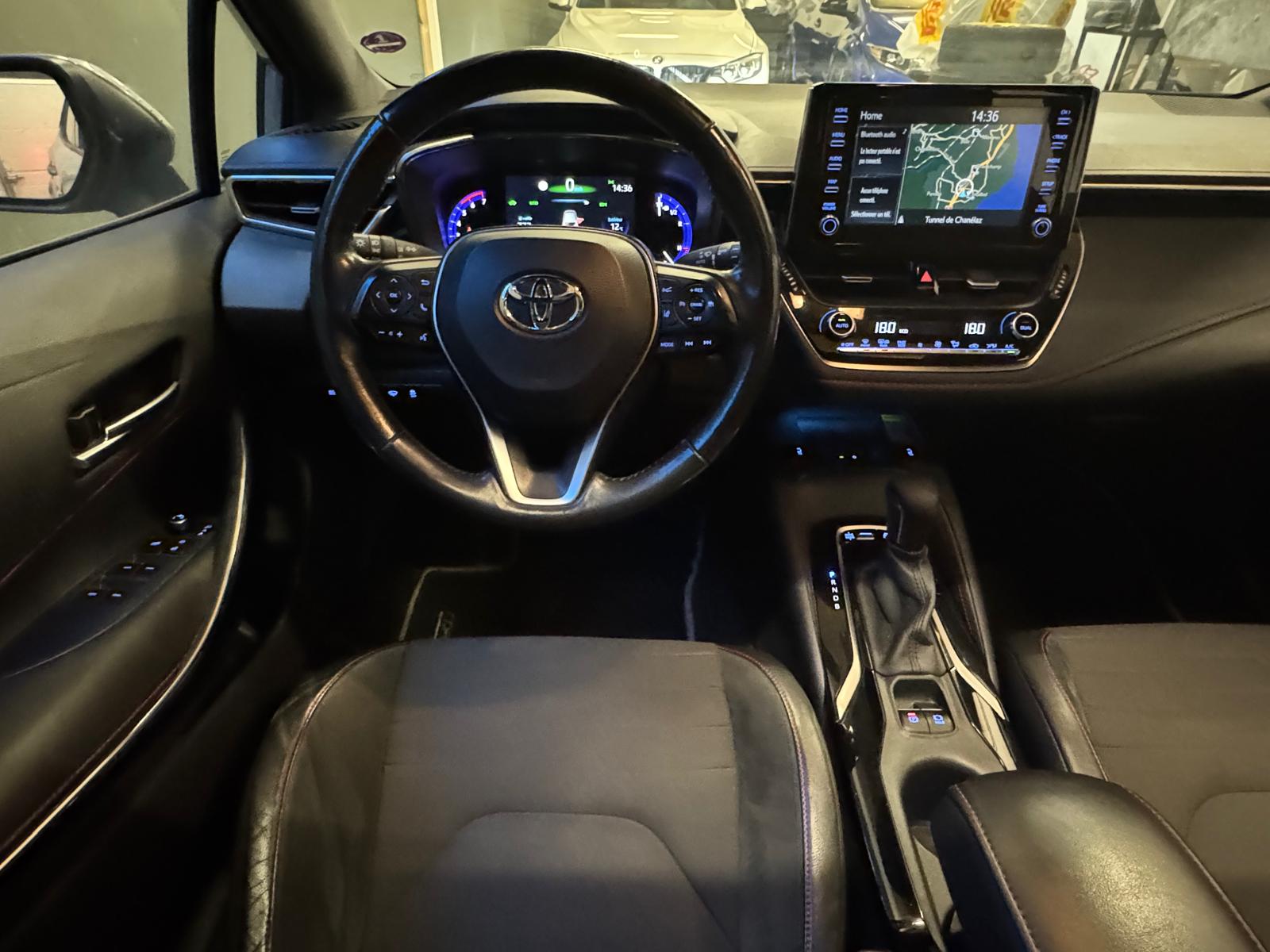 TOYOTA Corolla Hybrid 1.8 VVT-i 16V GPS 122 HSD CVT 98-image-14