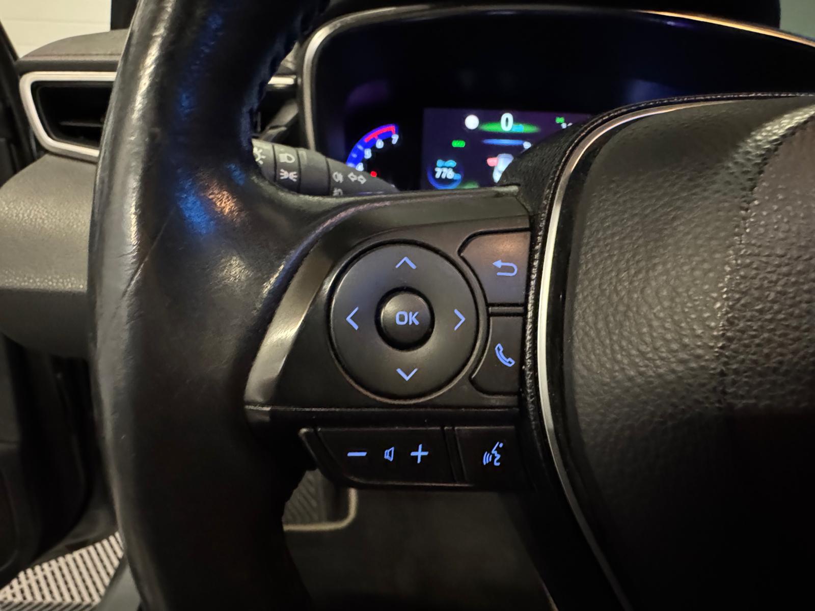 TOYOTA Corolla Hybrid 1.8 VVT-i 16V GPS 122 HSD CVT 98-image-16