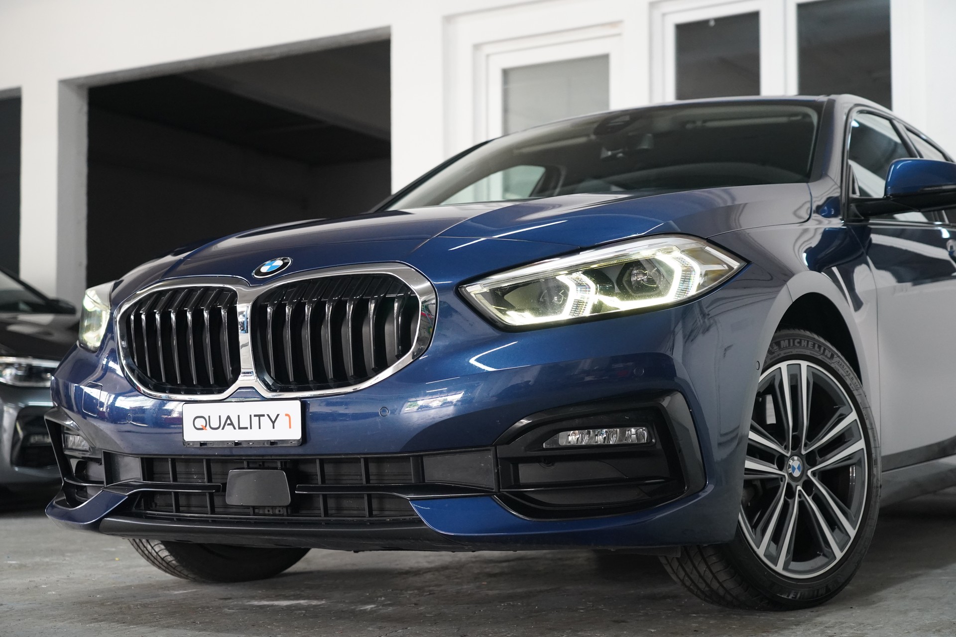 BMW 120d xDrive Steptronic Sport Line-image-4