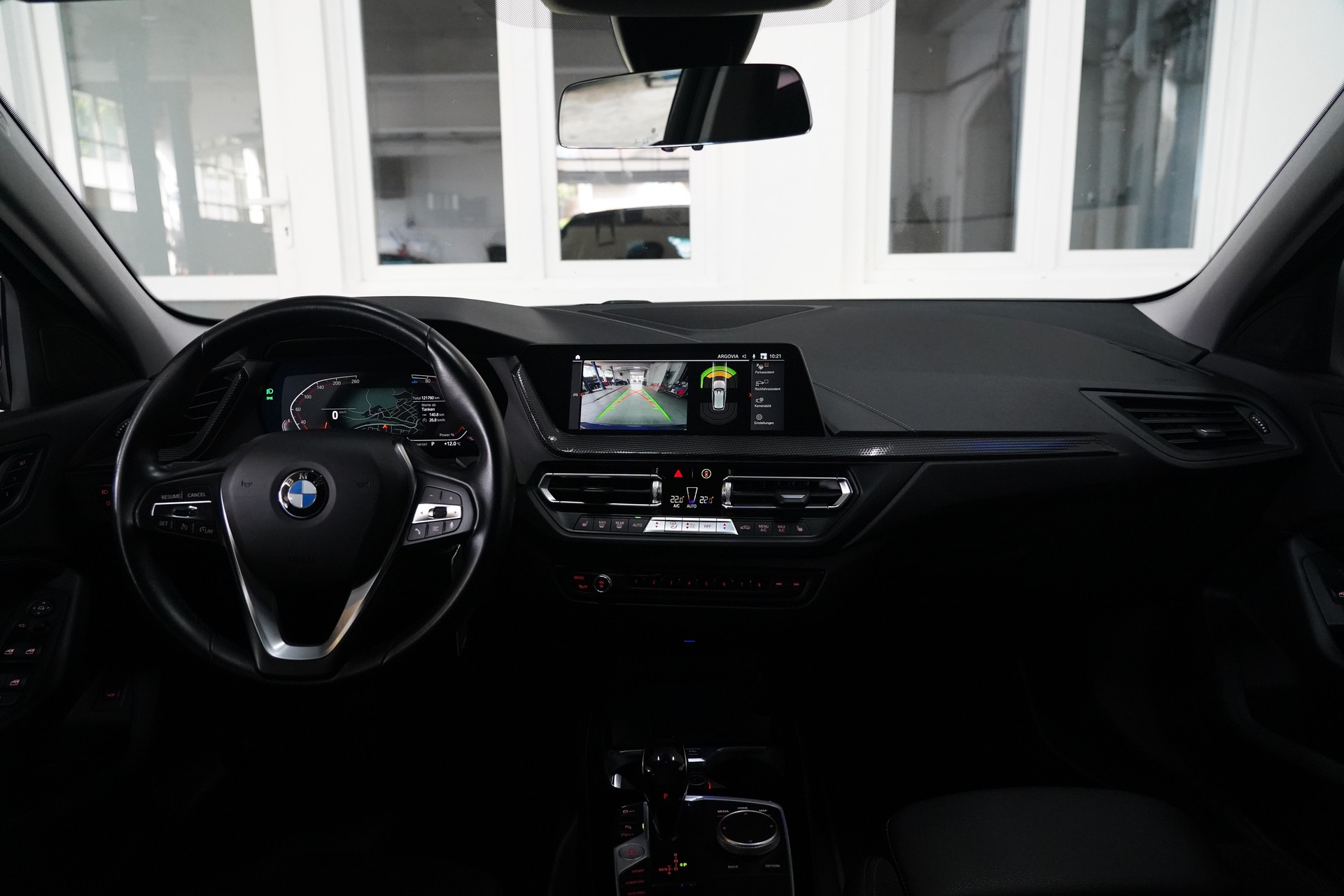 BMW 120d xDrive Steptronic Sport Line-image-12