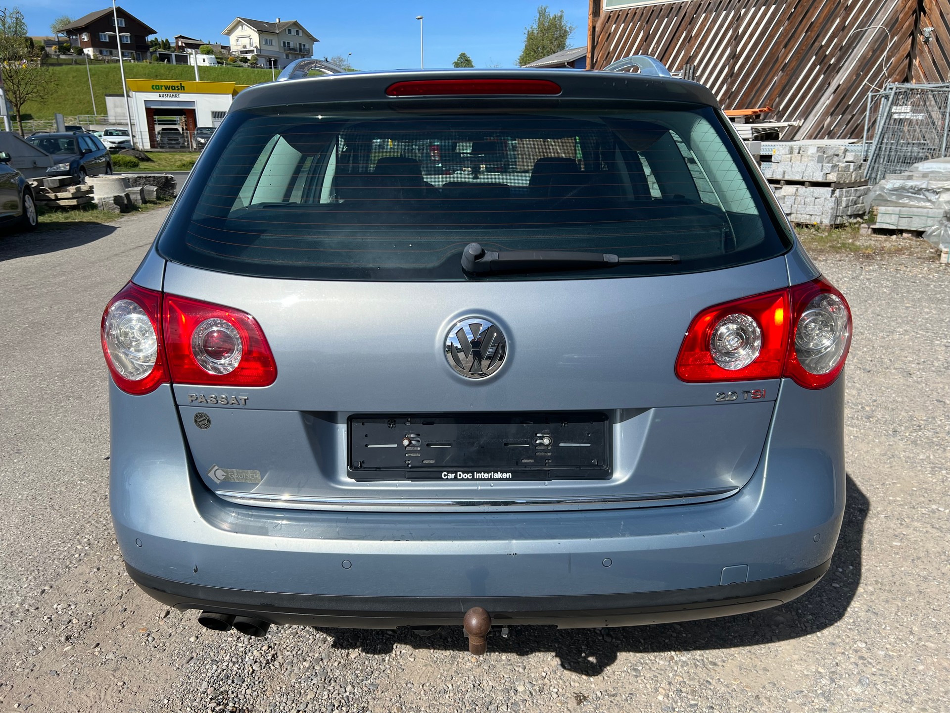 VW Passat Variant 2.0T FSI Premium Tiptronic-image-5