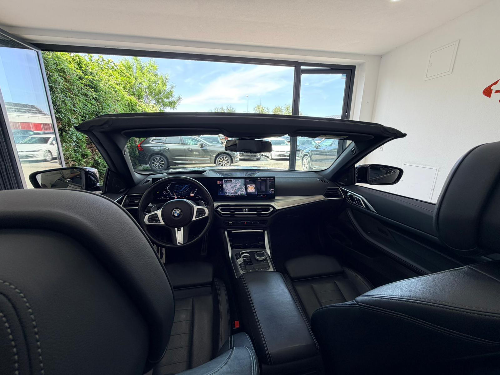 BMW 430i xDrive Cabriolet M Sport Steptronic-image-6