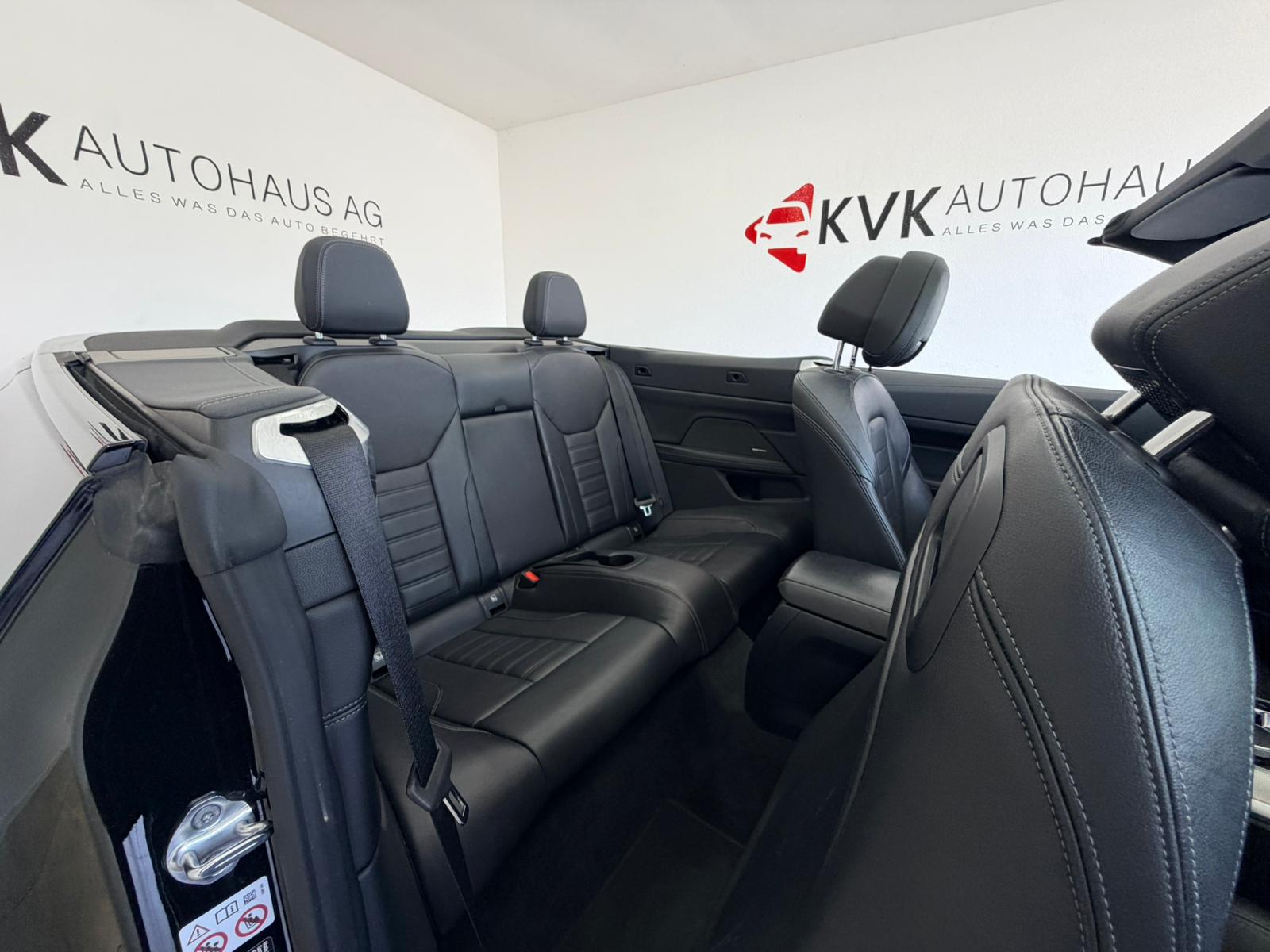 BMW 430i xDrive Cabriolet M Sport Steptronic-image-12