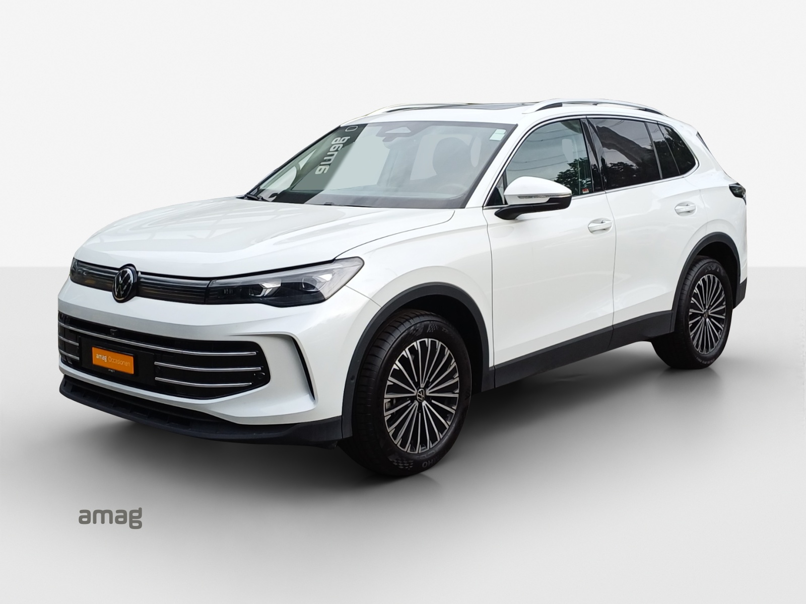 VW Tiguan 2.0 TSI DSG Elegance 4Motion-image-0