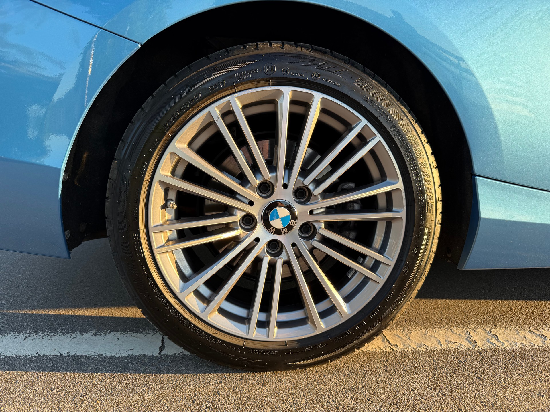 BMW 220d Cabrio Luxury Line-image-7