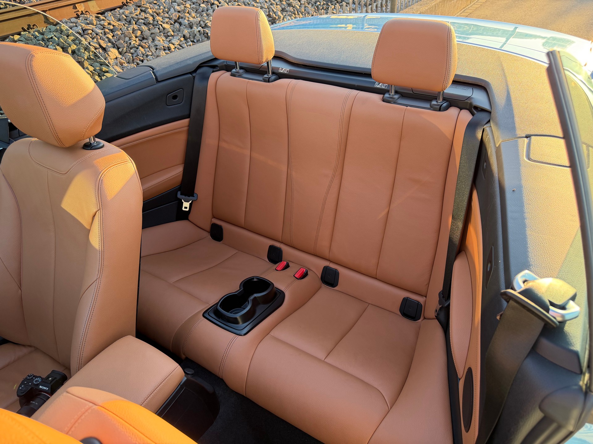 BMW 220d Cabrio Luxury Line-image-9