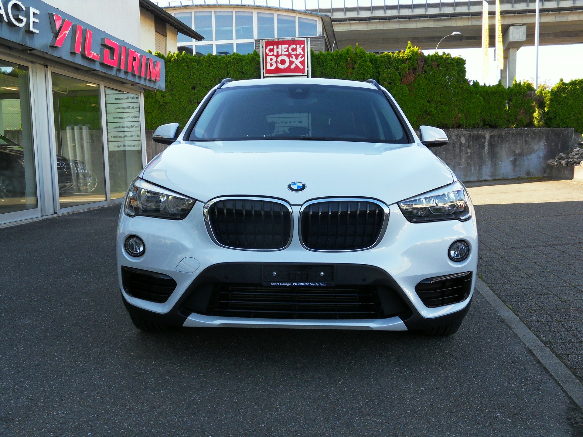 BMW X1 xDrive 20d Sport Line Steptronic-showroom-element-1