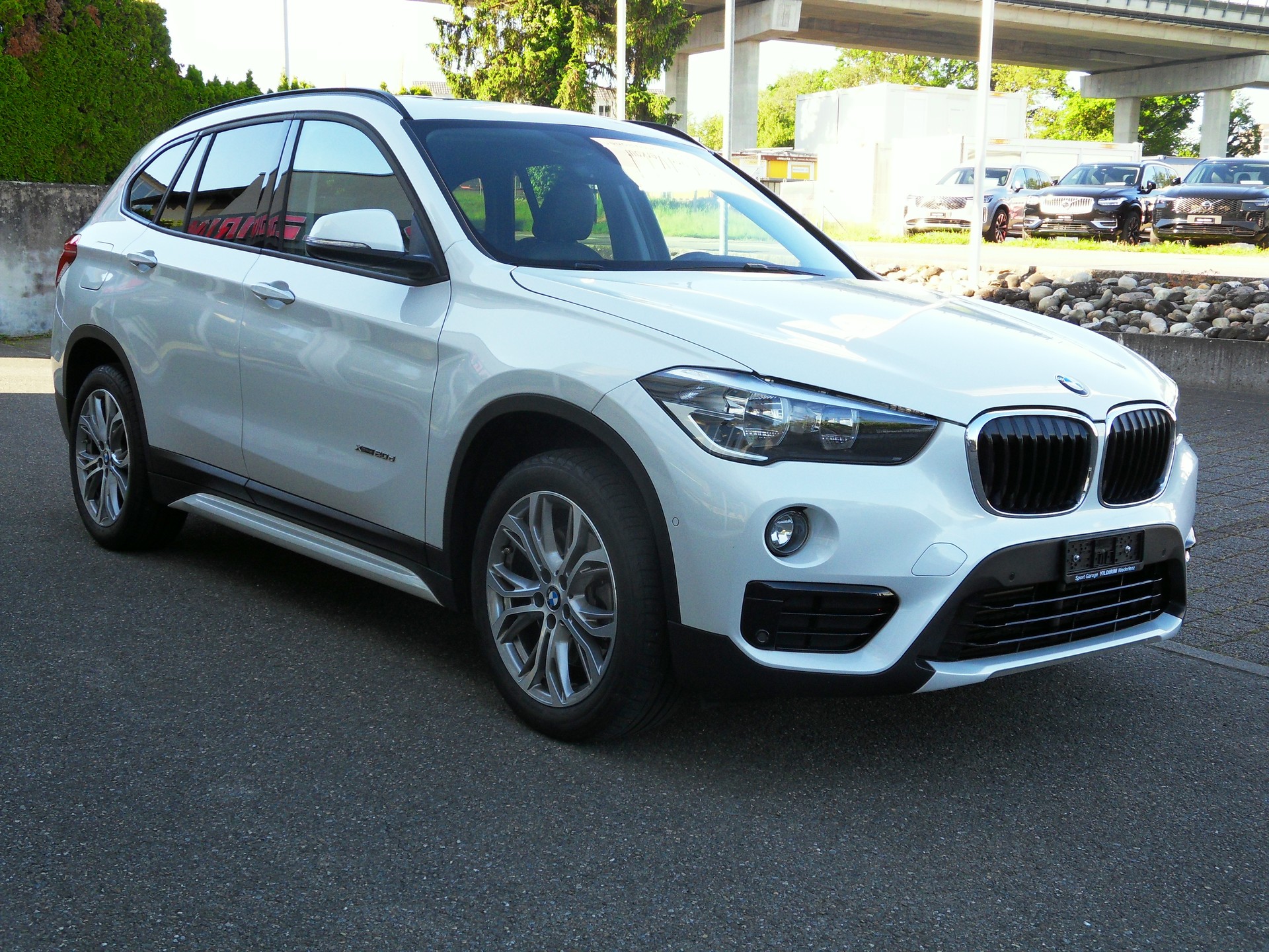 BMW X1 xDrive 20d Sport Line Steptronic-showroom-element-2
