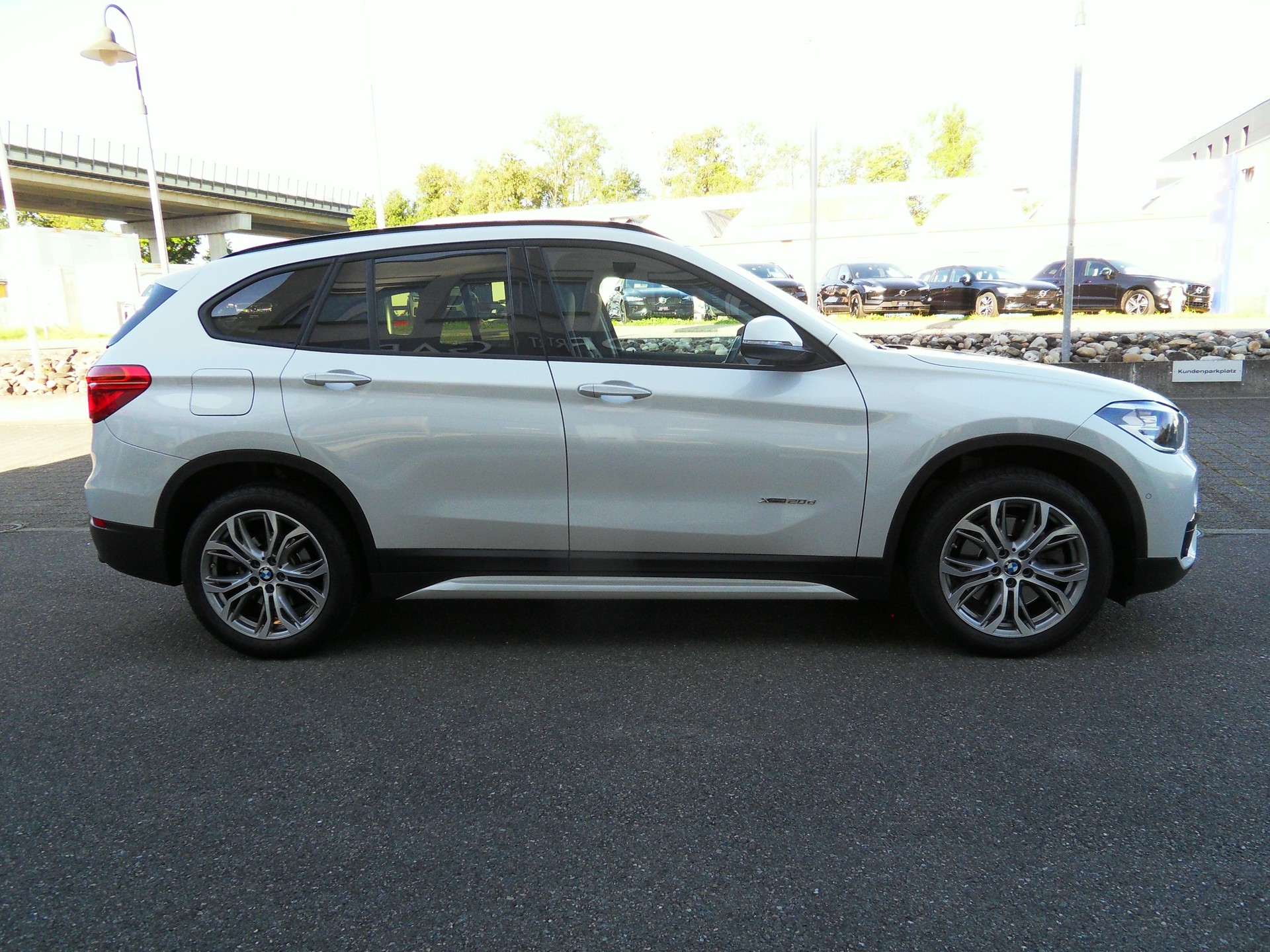 BMW X1 xDrive 20d Sport Line Steptronic-showroom-element-3
