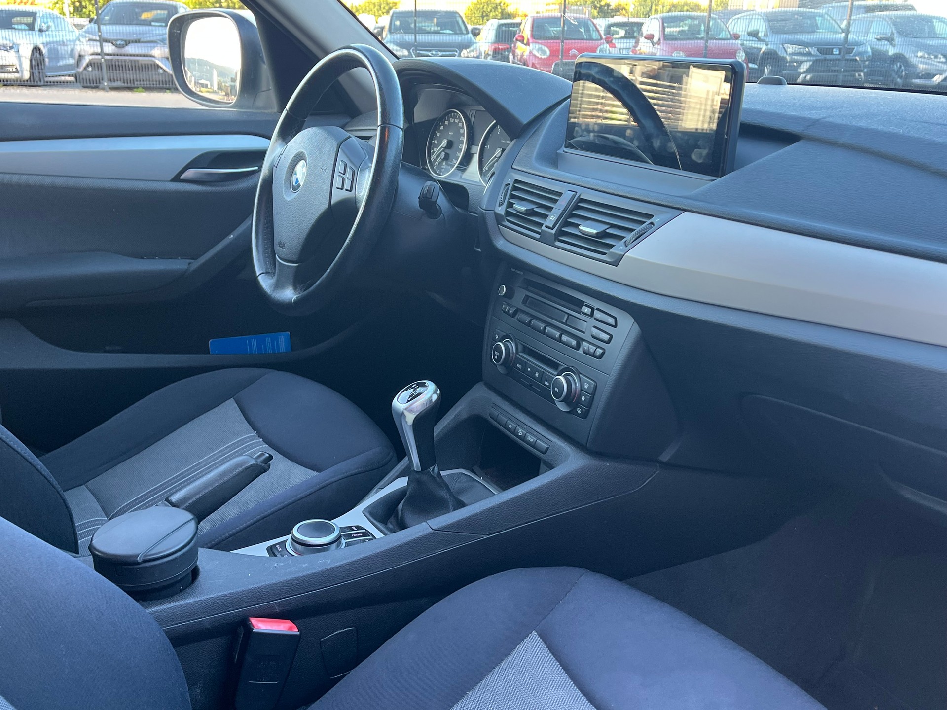 BMW X1 xDrive 20d-image-10