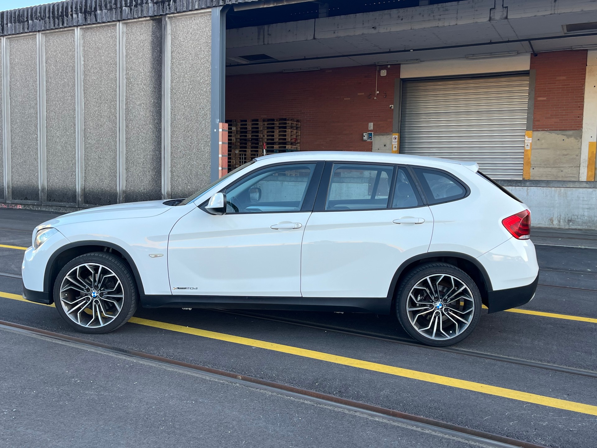 BMW X1 xDrive 20d-image-1
