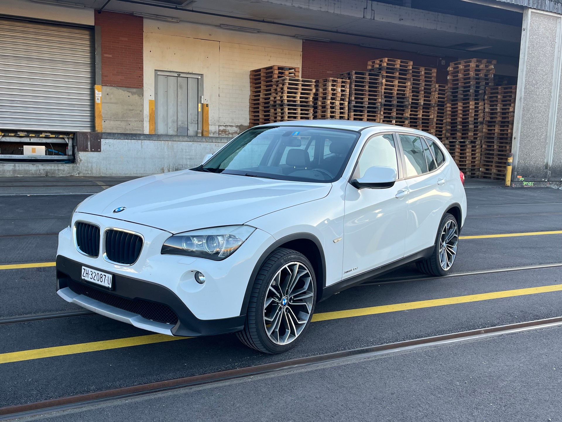 BMW X1 xDrive 20d-image-0