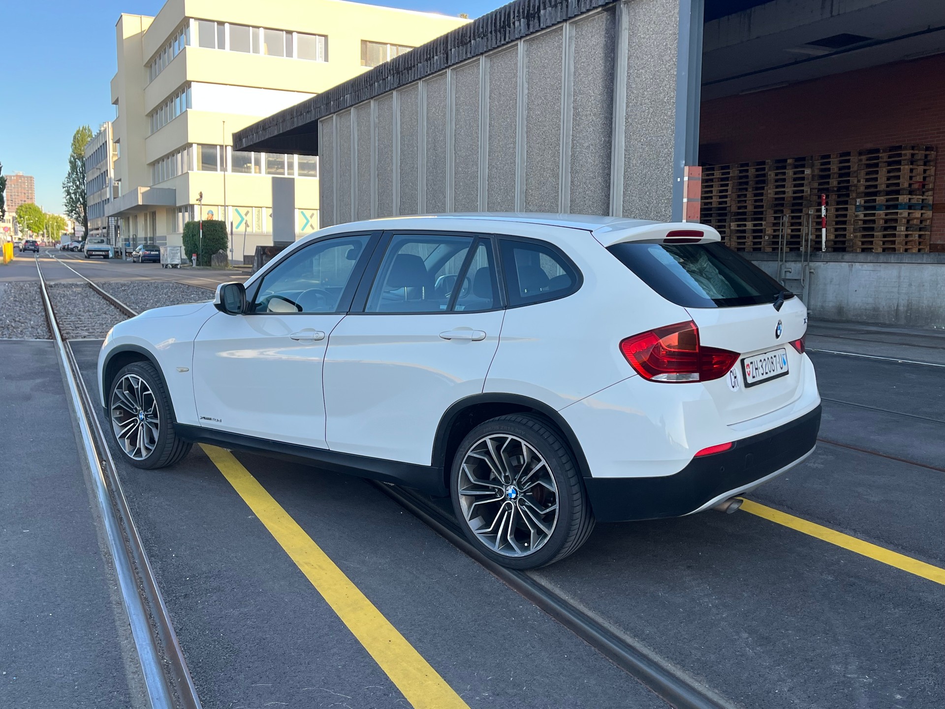 BMW X1 xDrive 20d-image-2