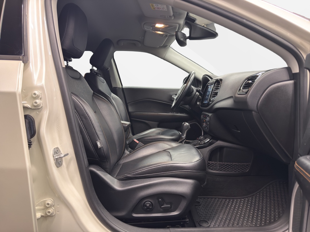 JEEP Compass 2.0CRD Limited AWD 9ATX-image-11
