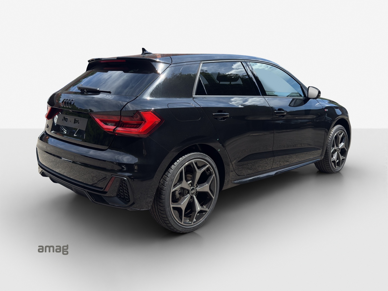 AUDI A1 Sportback 30 TFSI Attraction S-tronic-image-2