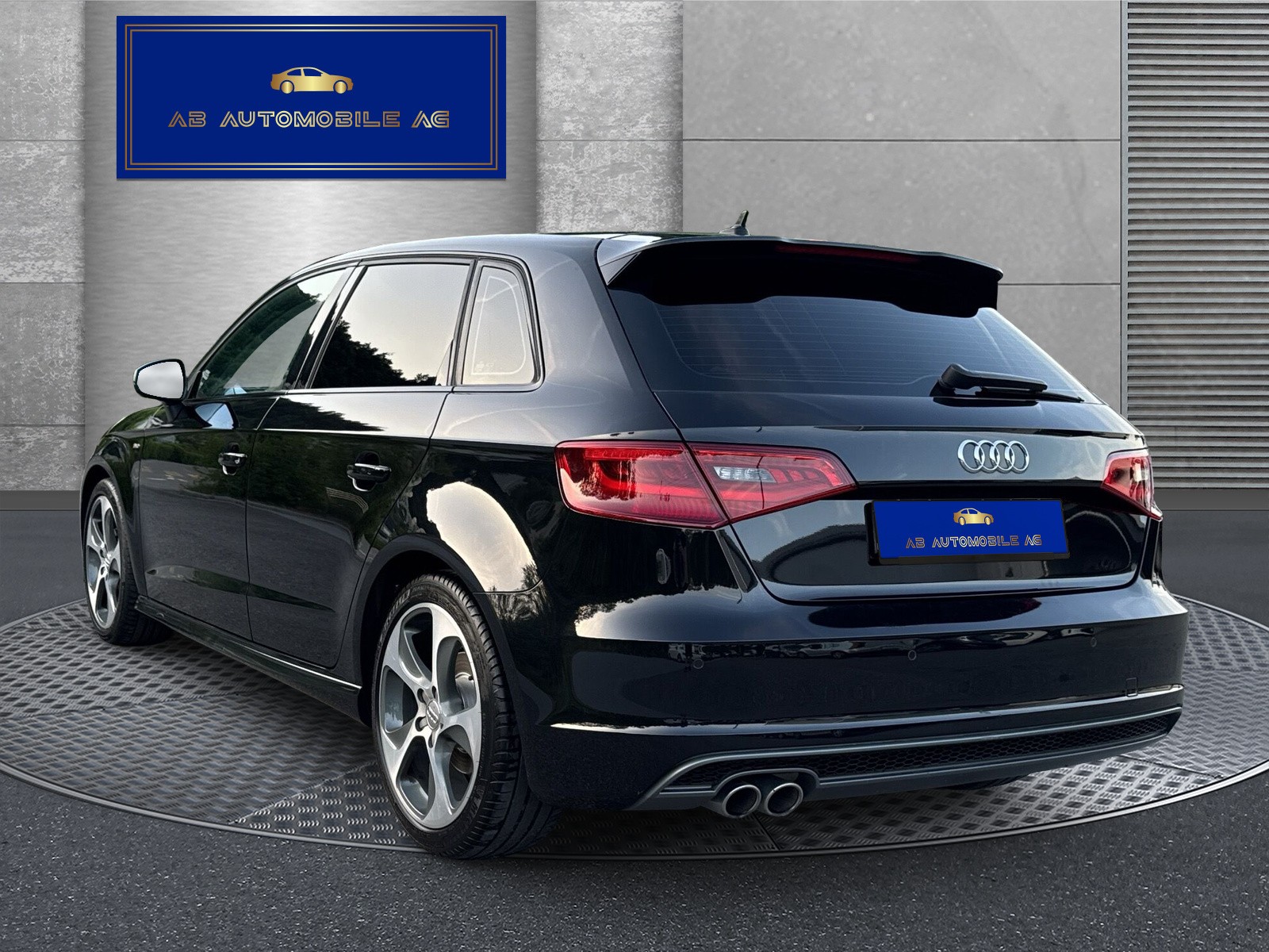 AUDI A3 Sportback 2.0 TDI Attraction S-tronic-image-4