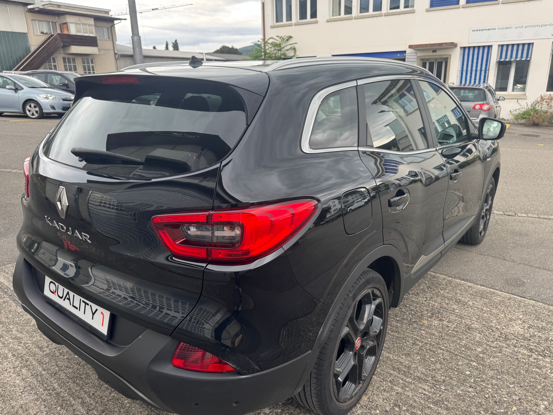 RENAULT Kadjar 1.2 16V Turbo Swiss Edition EDC-image-4