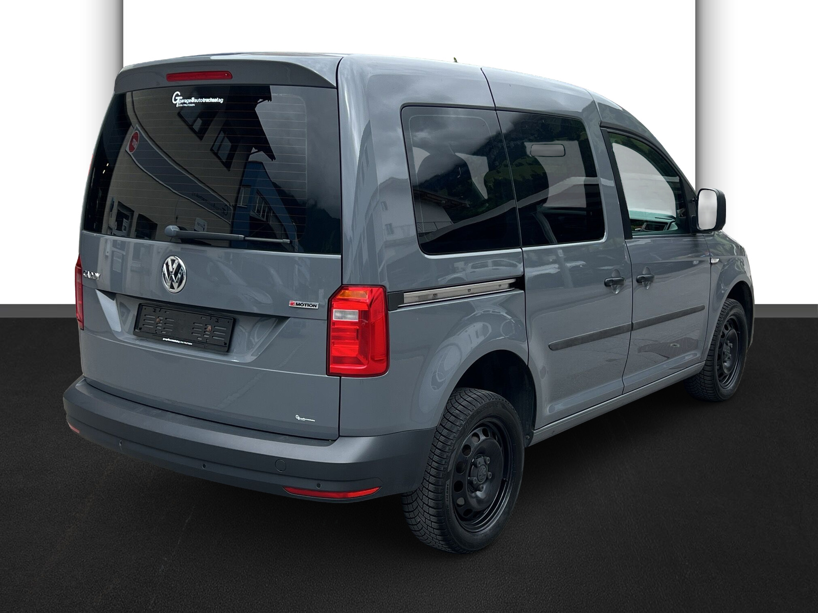 VW Caddy 2.0TDI 4Motion BlueMotion Technology-image-4