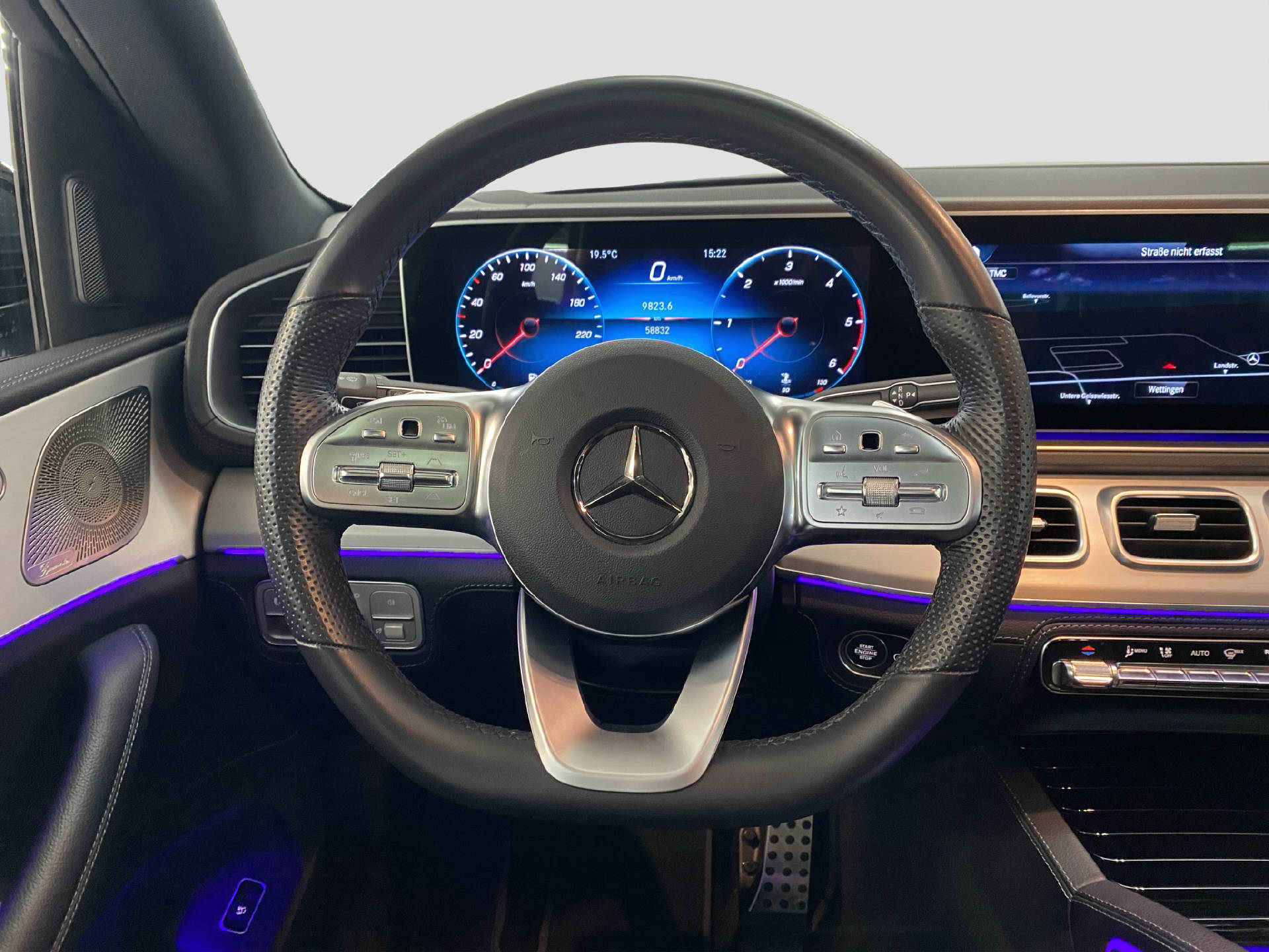 MERCEDES-BENZ GLE 400 d AMG Line 4MATIC-image-8