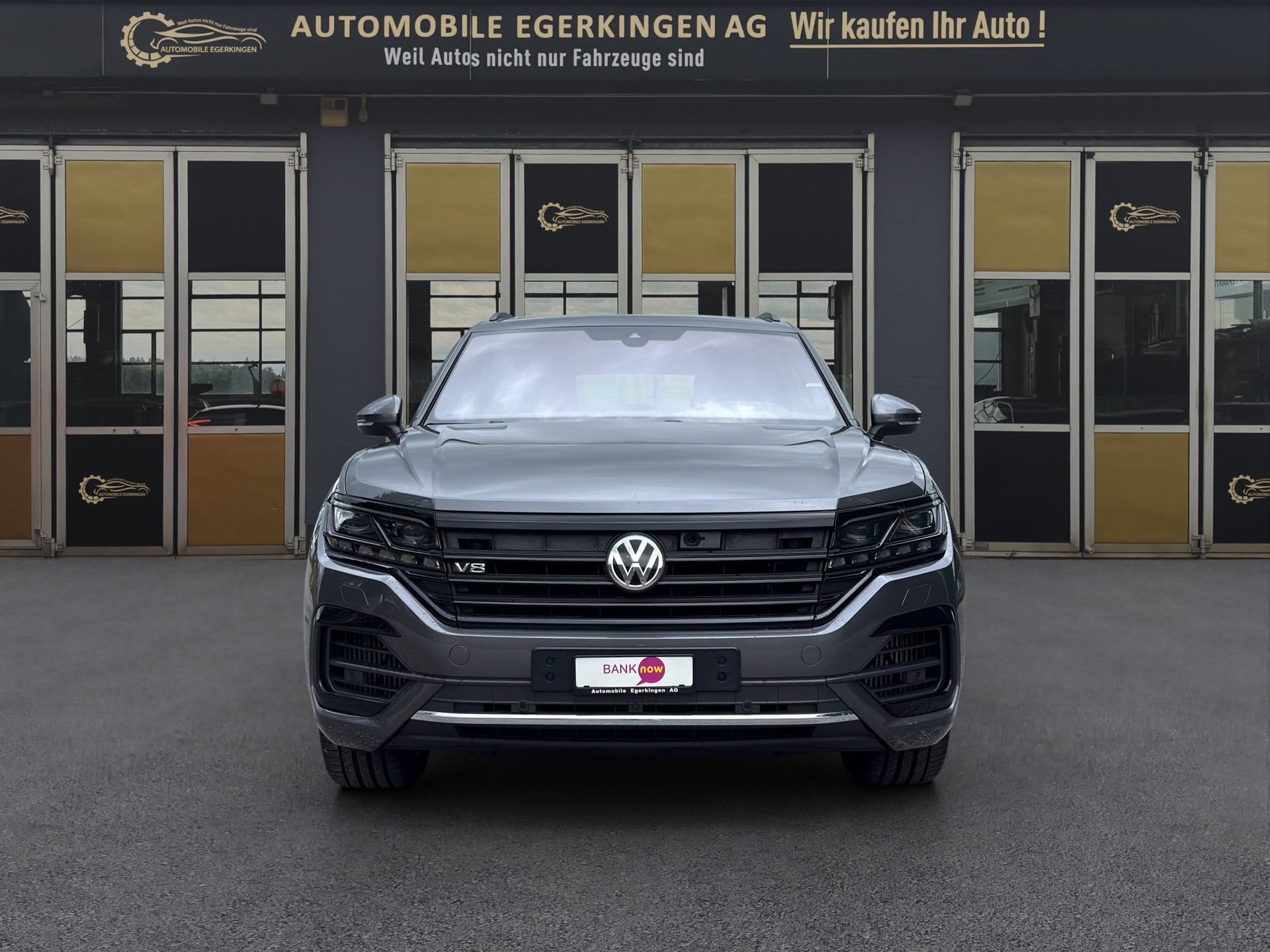 VW Touareg 4.0 V8 TDI R-Line-image-1