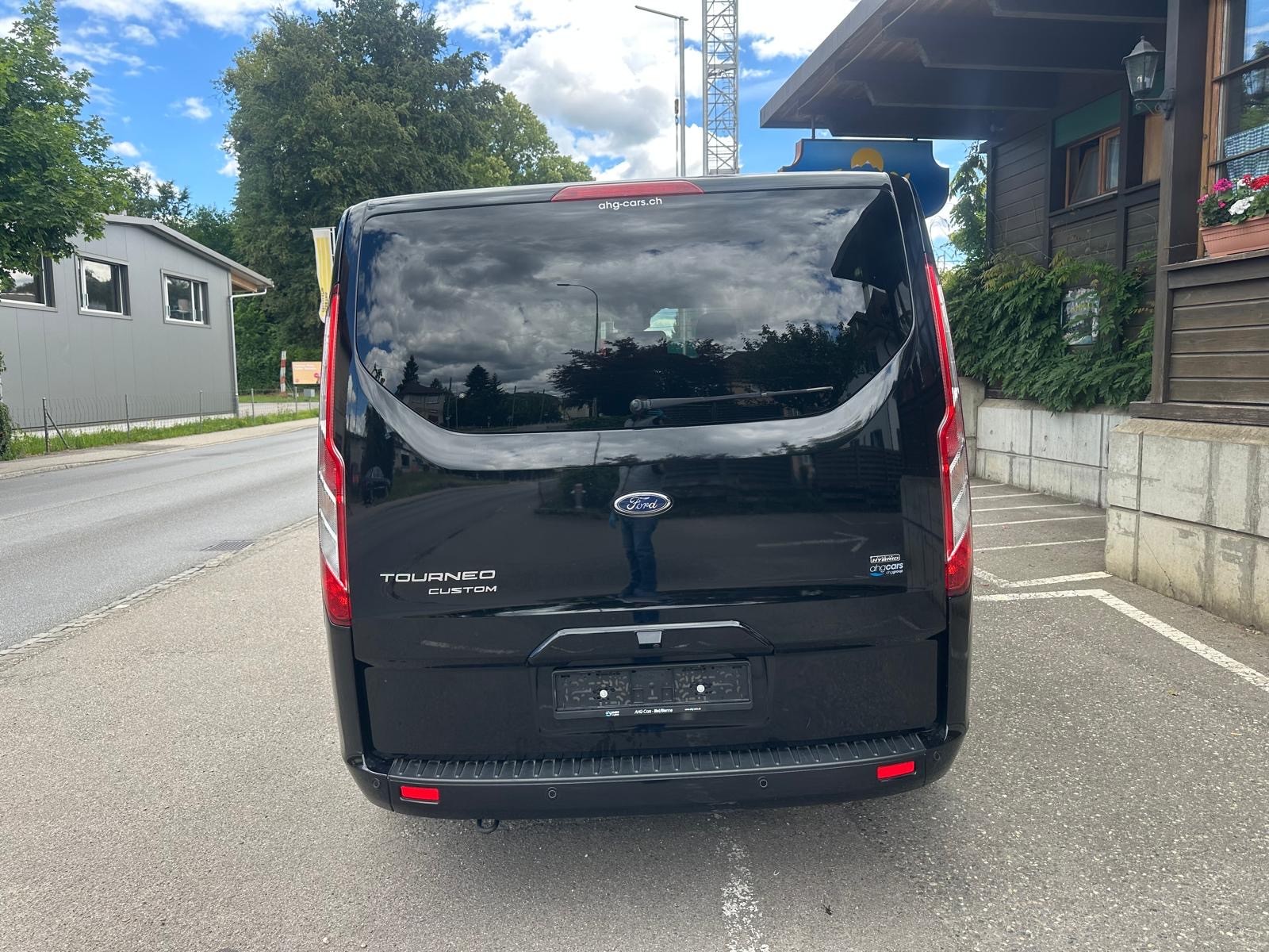 FORD Tourneo Custom 320 L1H1 Titanium PHEV-image-5
