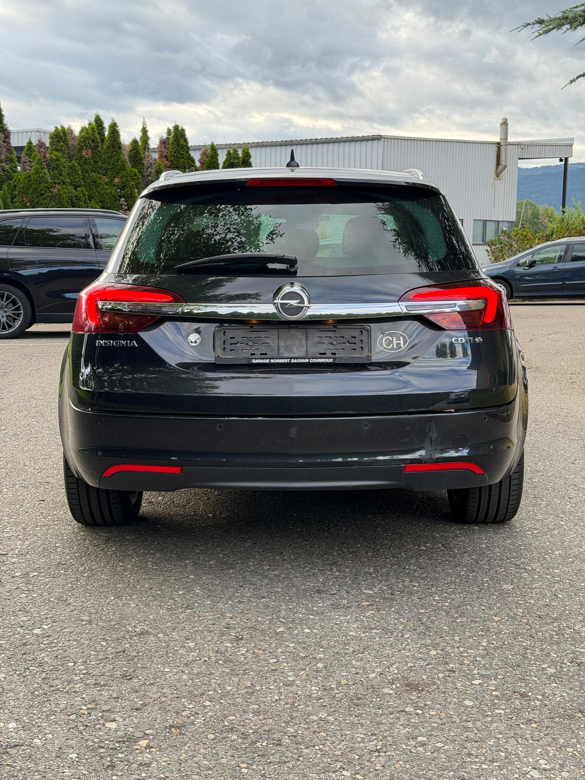 OPEL Insignia ST 2.0 CDTI Sport 4WD Aut.-image-3
