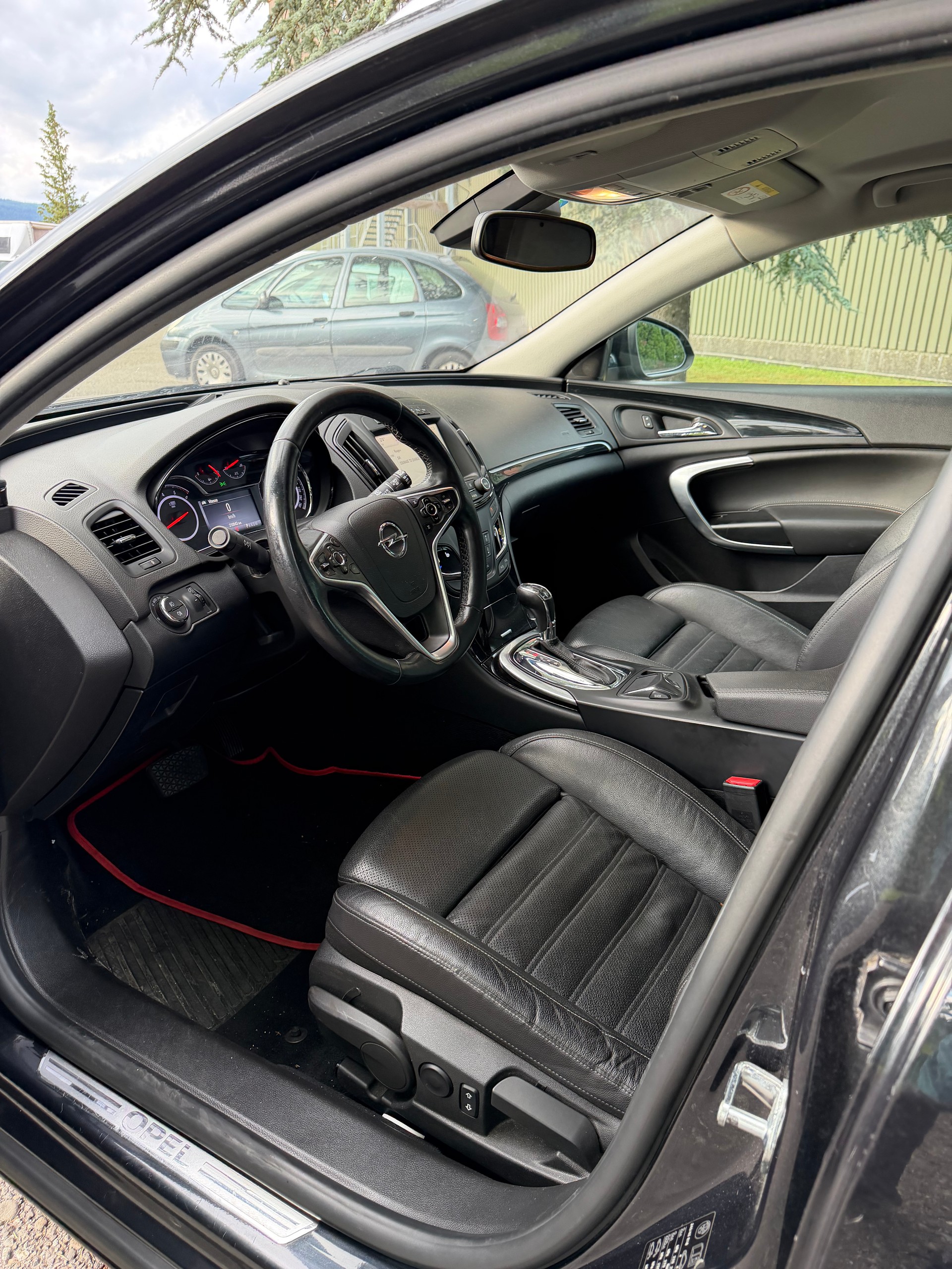 OPEL Insignia ST 2.0 CDTI Sport 4WD Aut.-image-10