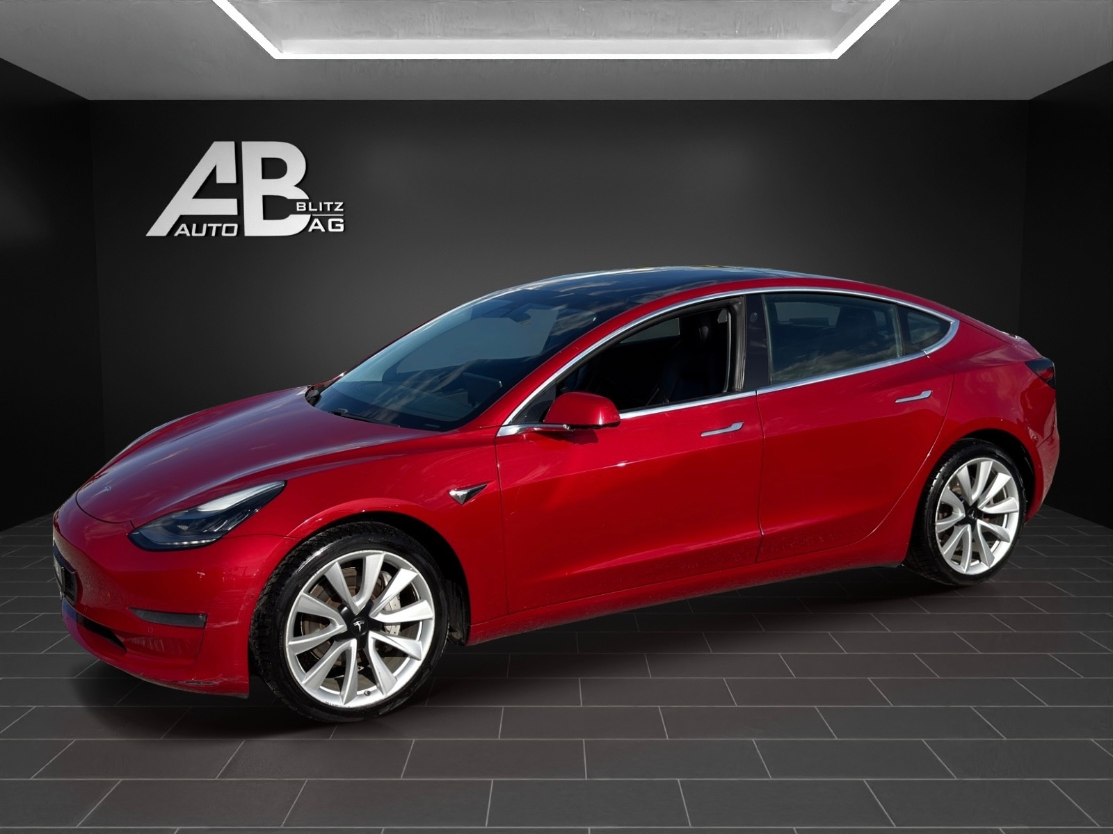 TESLA Model 3 Long Range Dual Motor AWD 4x4-image-1