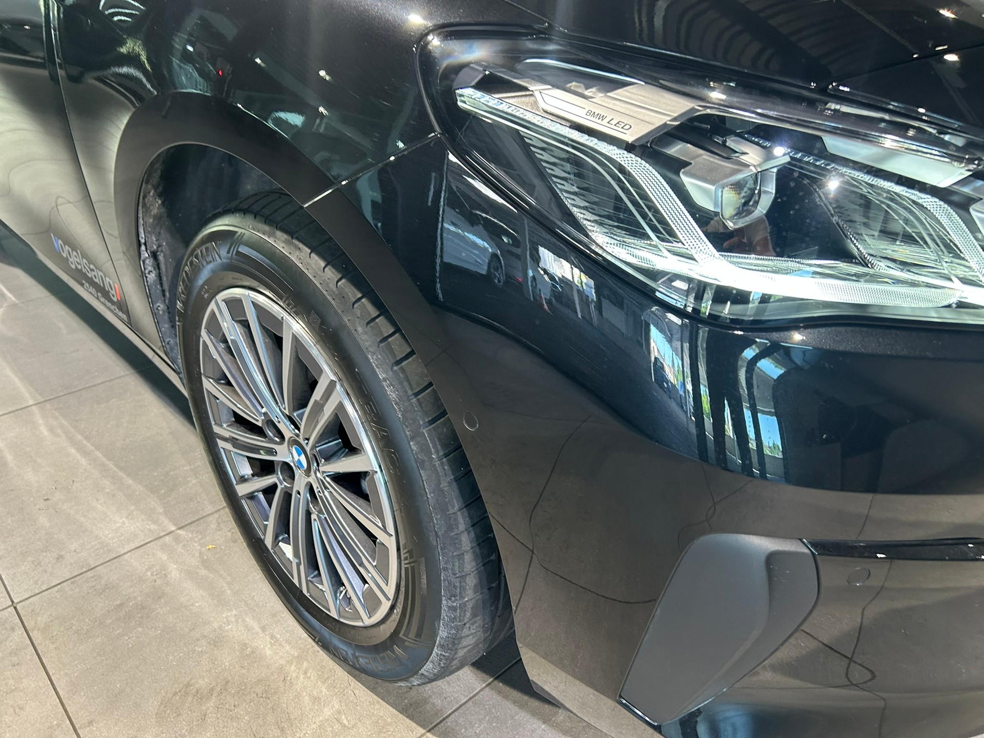 BMW 218d Active Tourer DKG-image-18