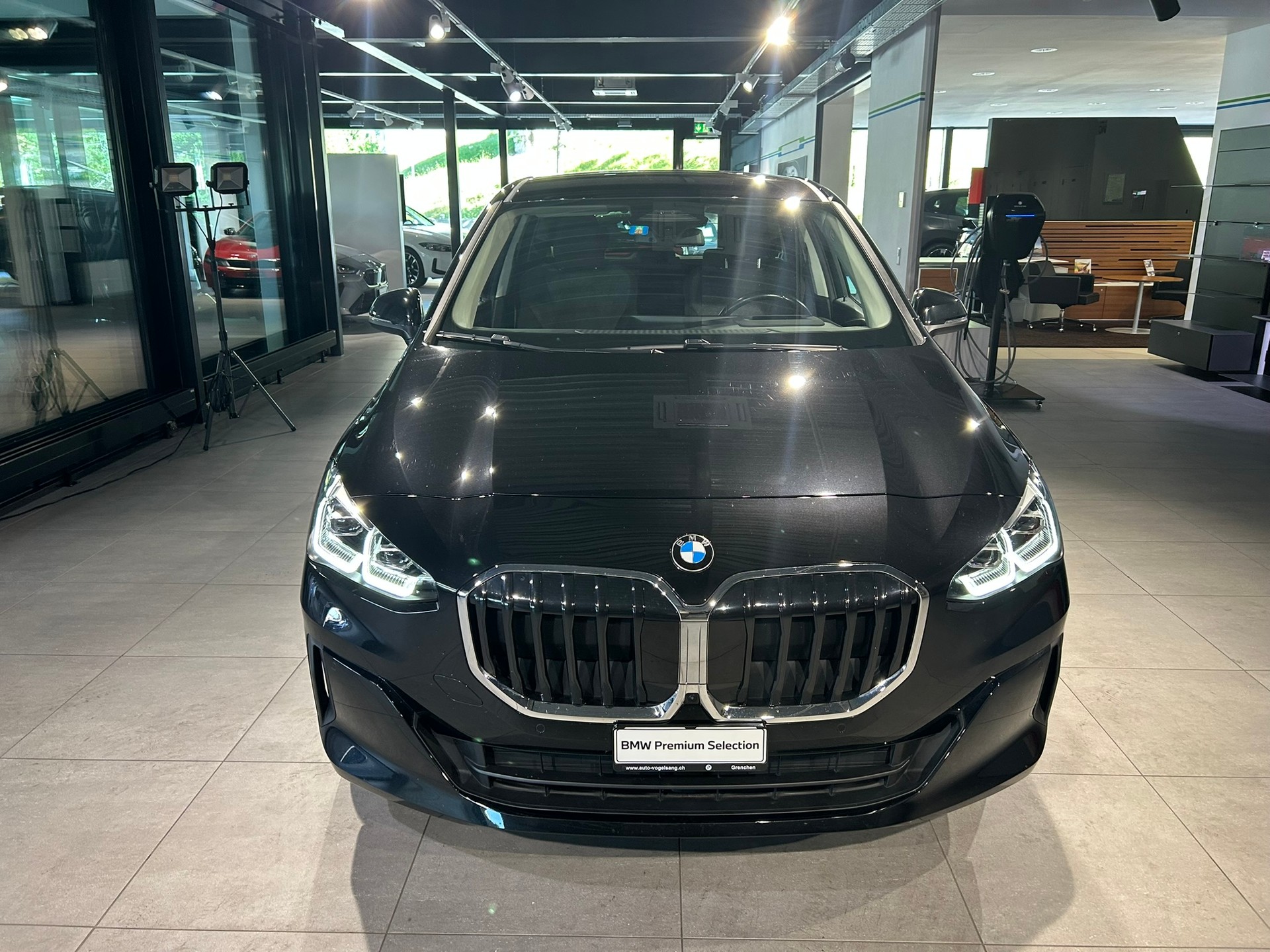 BMW 218d Active Tourer DKG-image-9