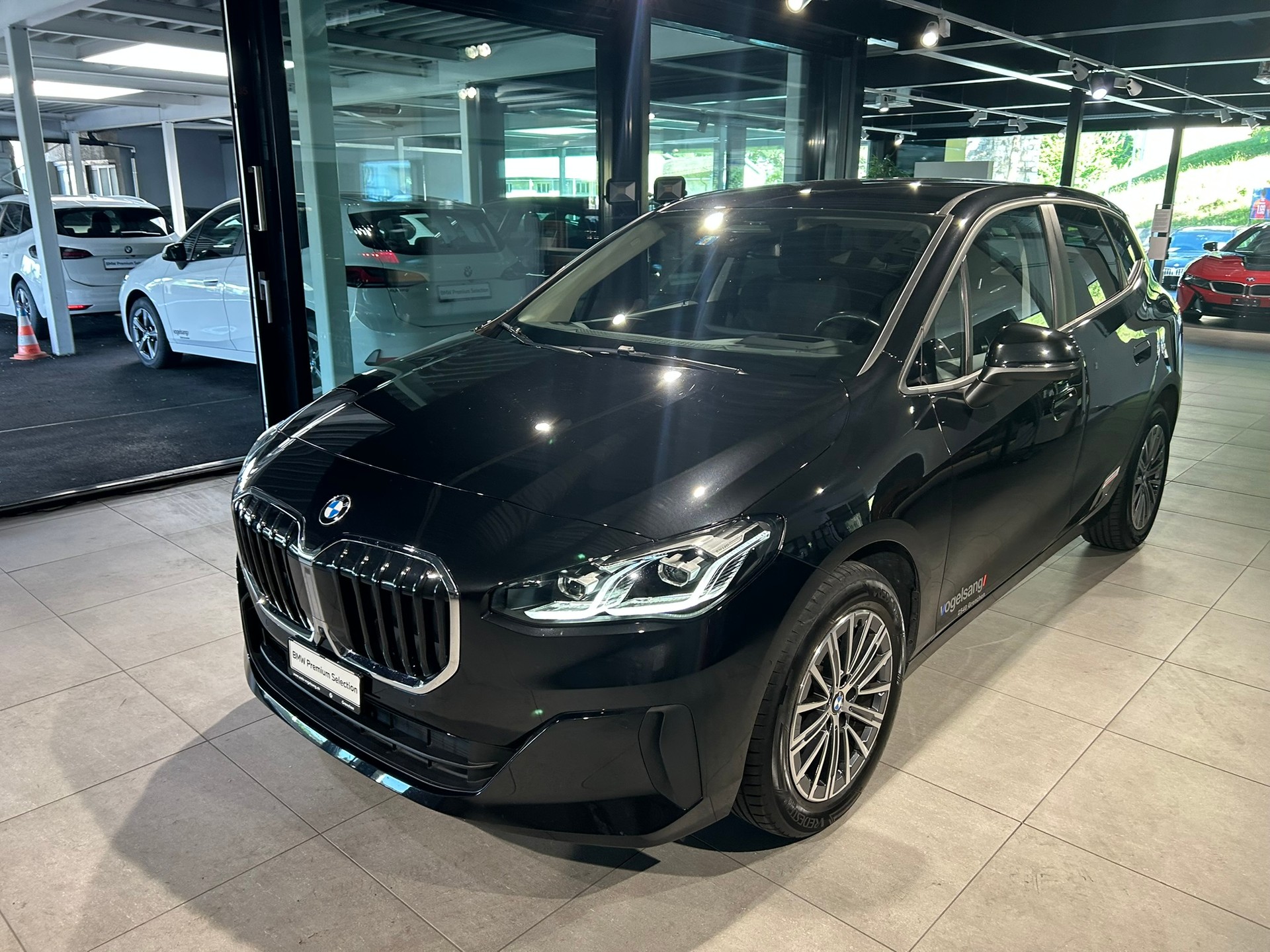 BMW 218d Active Tourer DKG-image-4