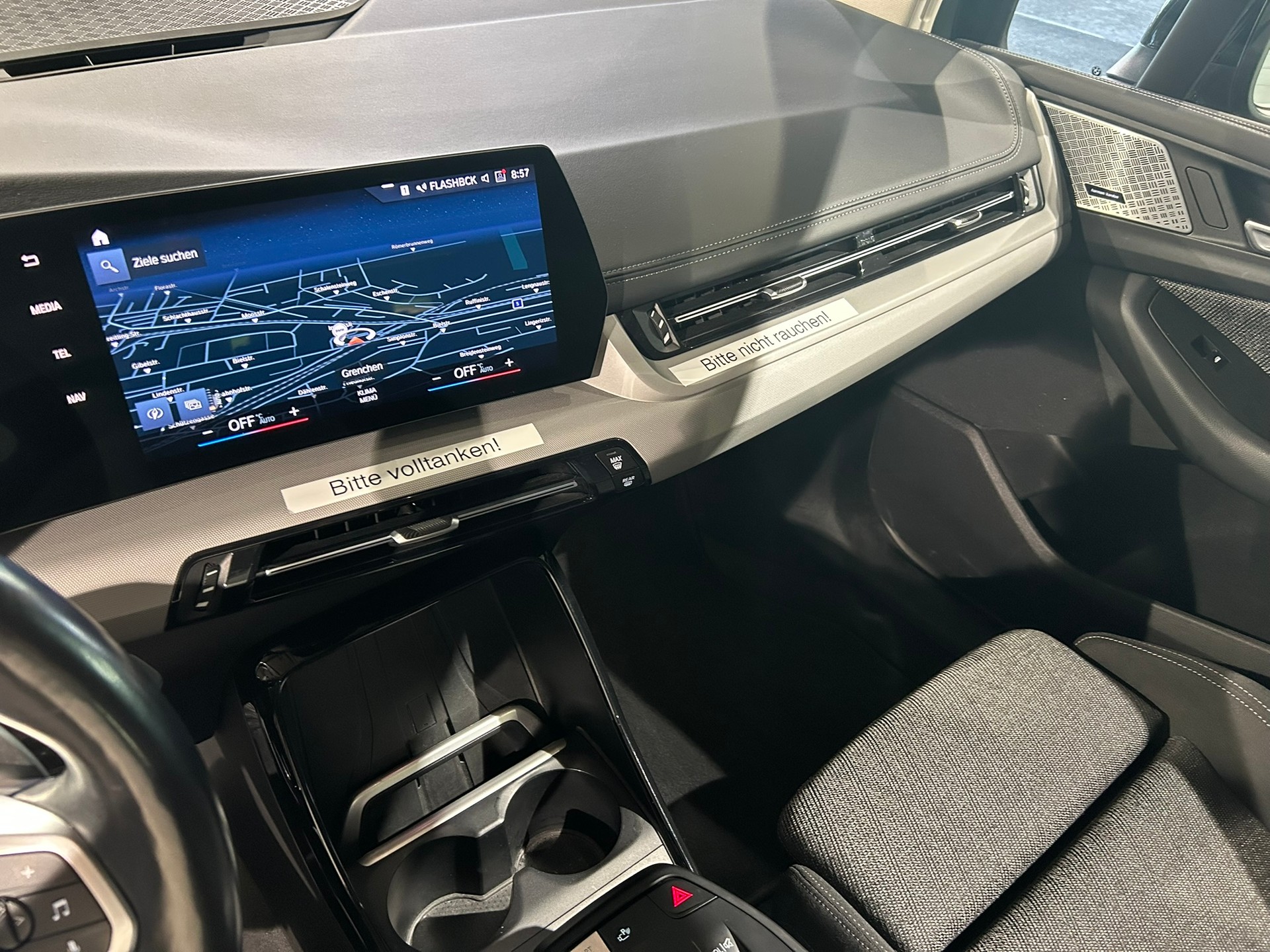 BMW 218d Active Tourer DKG-image-28