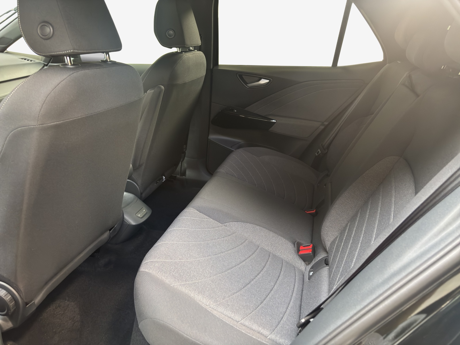 VW ID.3 Pro 52 kWh Pure Value-image-11