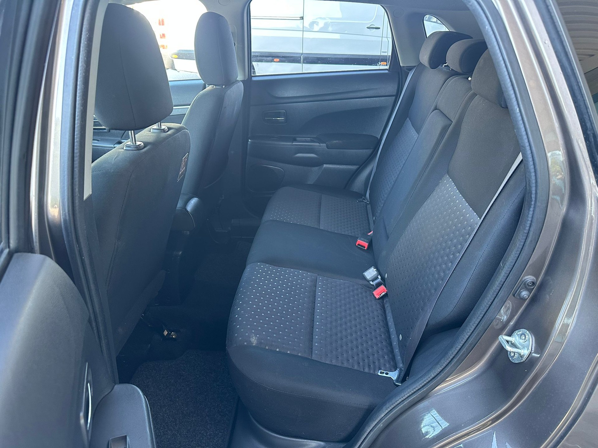 MITSUBISHI ASX 1.8 DID Jubilé35 4WD-image-11