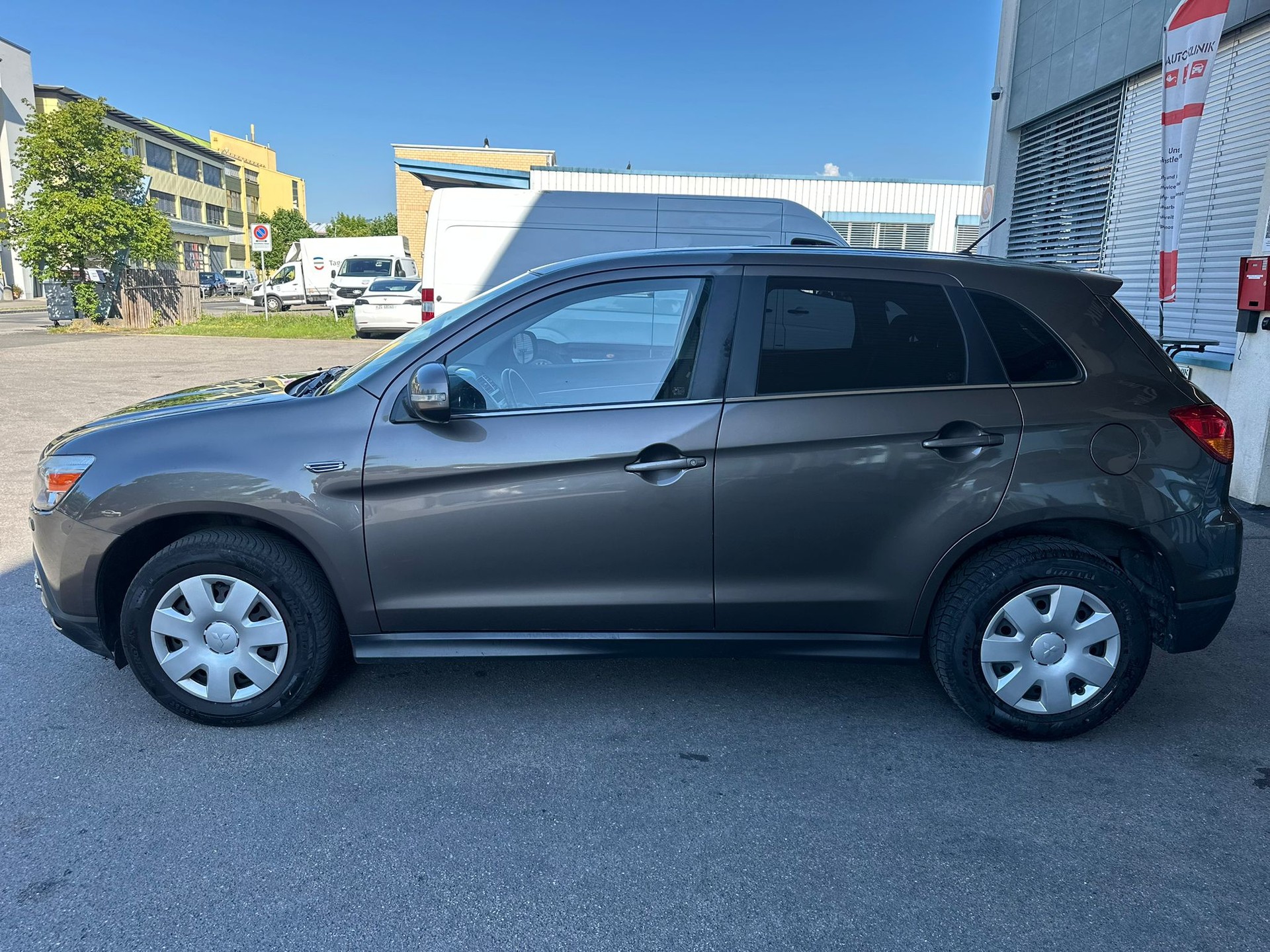 MITSUBISHI ASX 1.8 DID Jubilé35 4WD-image-8