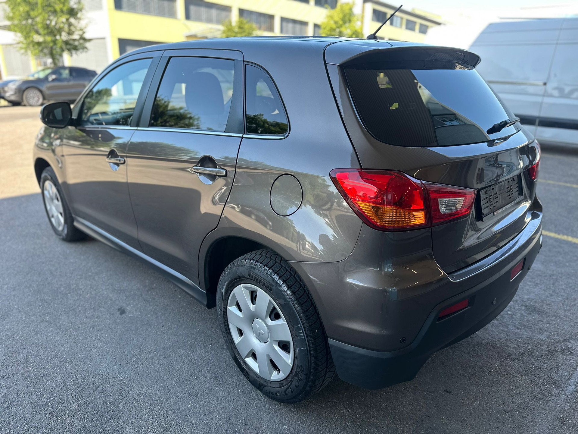 MITSUBISHI ASX 1.8 DID Jubilé35 4WD-image-7