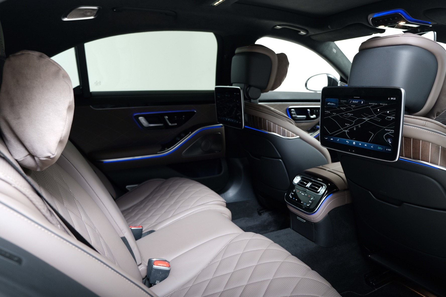 MERCEDES-BENZ S 580 e L 4Matic AMG Line 9G-Tronic-image-10